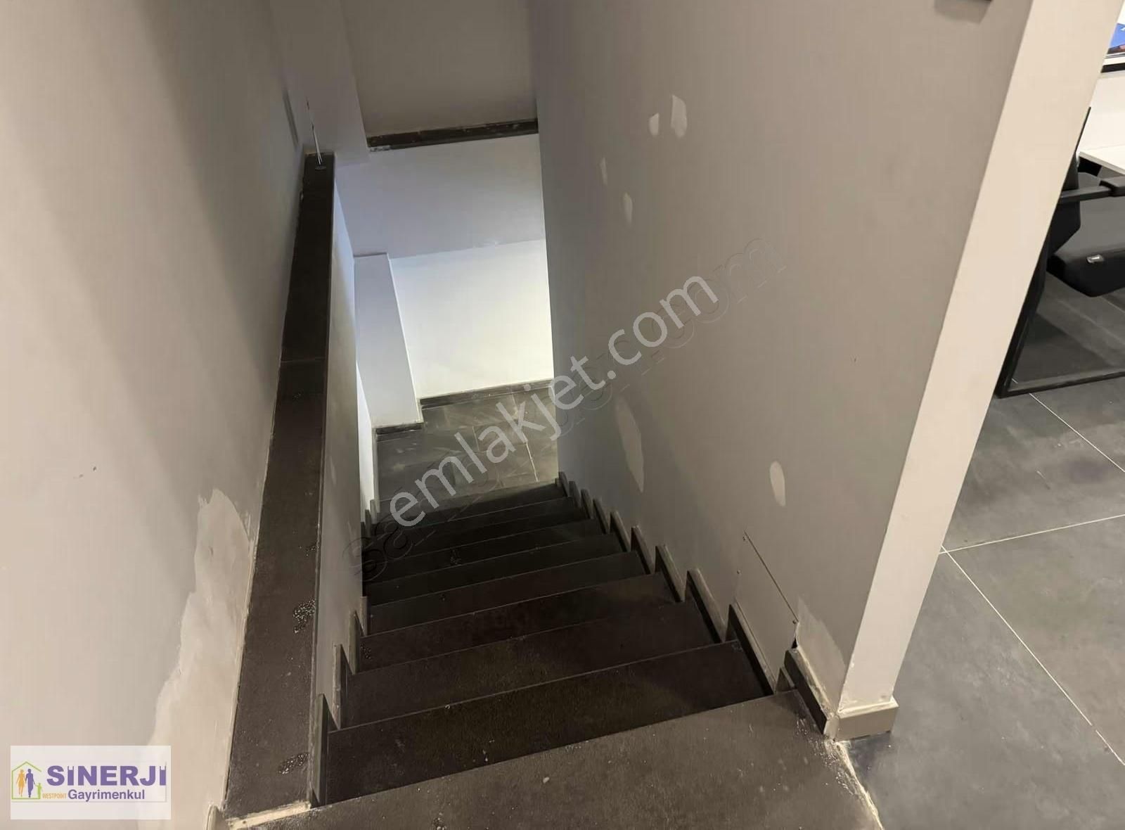 Nilüfer Westpoint Te Kiralık 2 Katlı 175m2 Yapılı Dükkan - Görsel 9