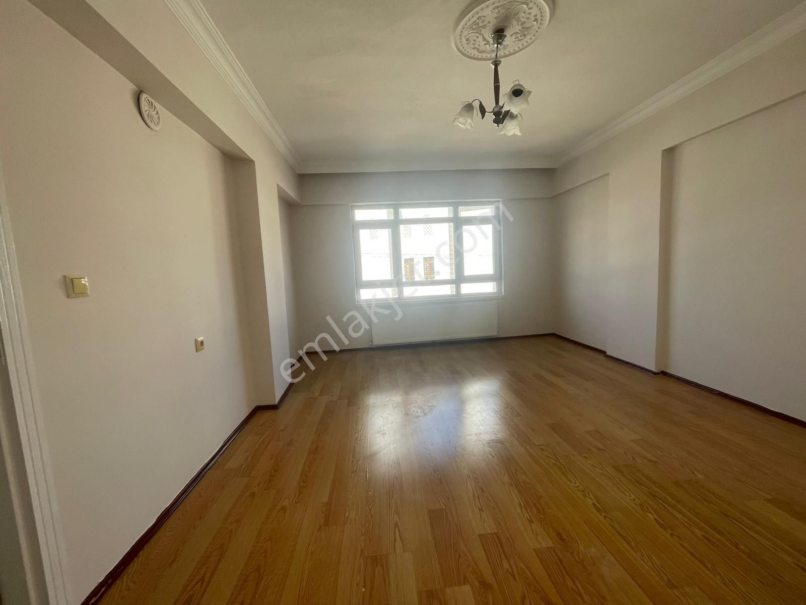 Sincan Pınarbaşı Mahallesinde 3+1 Kiralık Ara Kat Asansörlü Daire - Görsel 24