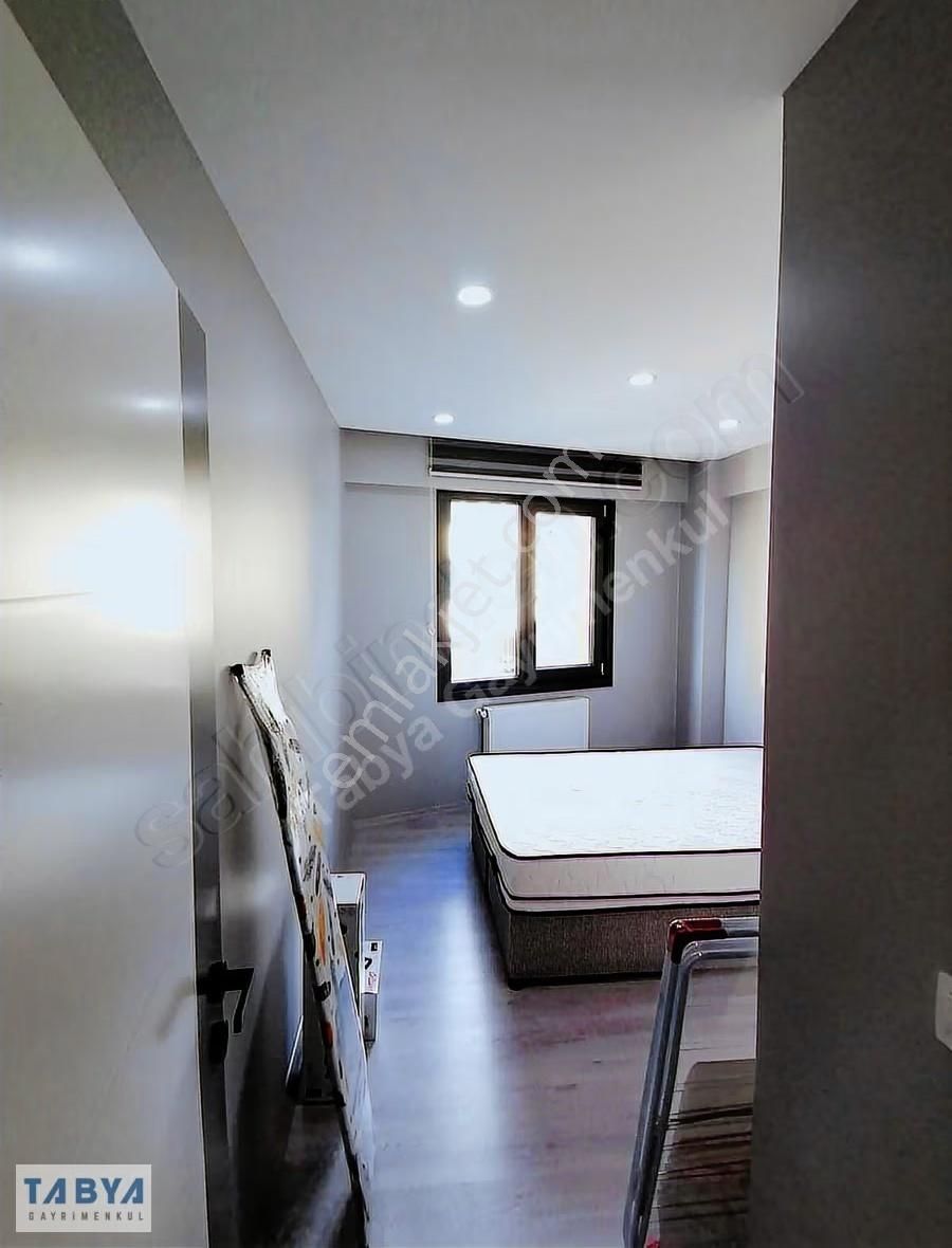 Ana Cadde Üzerinde Metroya 7 Dk Kiralık 1+1 Eşyalı Daire - Görsel 11