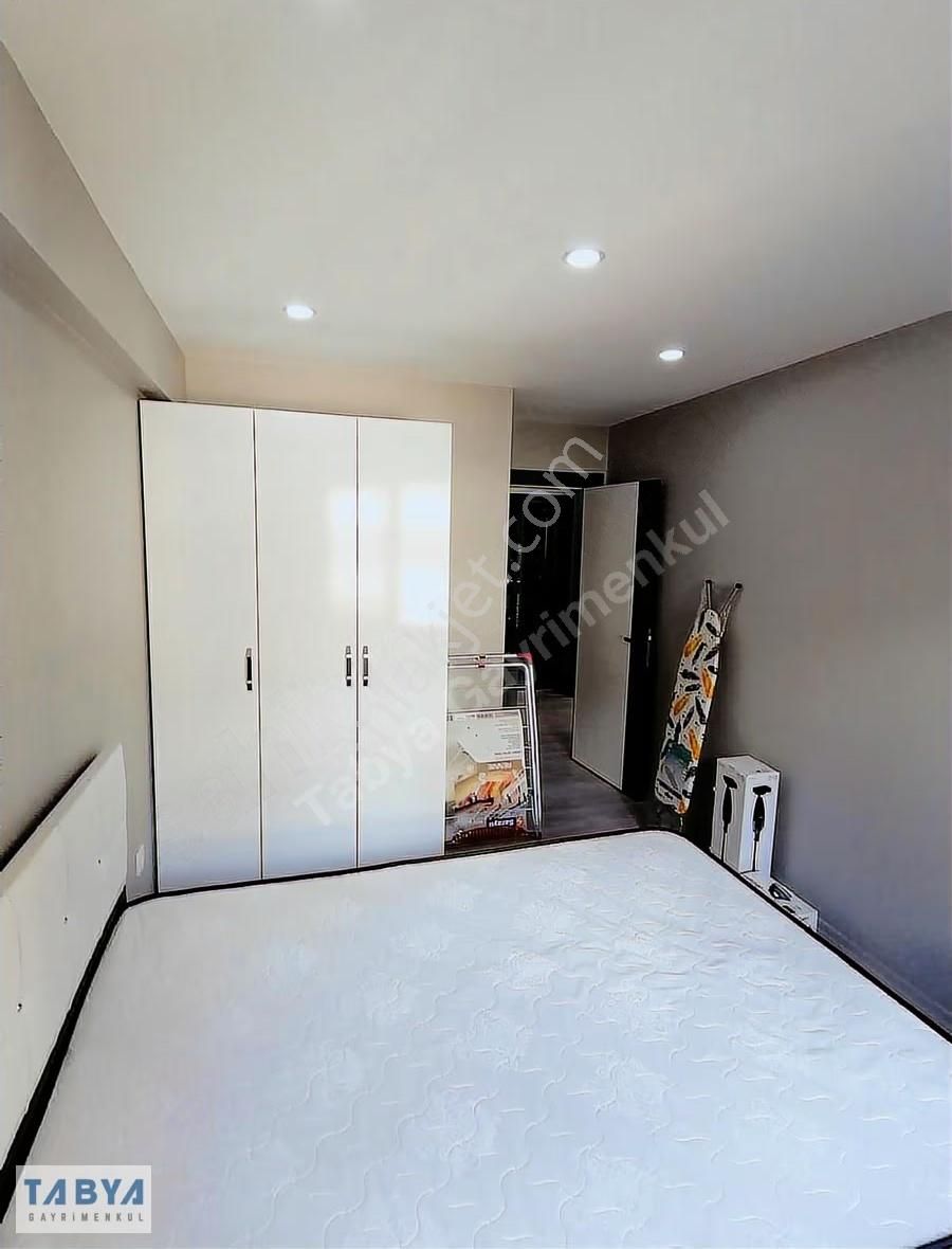 Ana Cadde Üzerinde Metroya 7 Dk Kiralık 1+1 Eşyalı Daire - Görsel 12