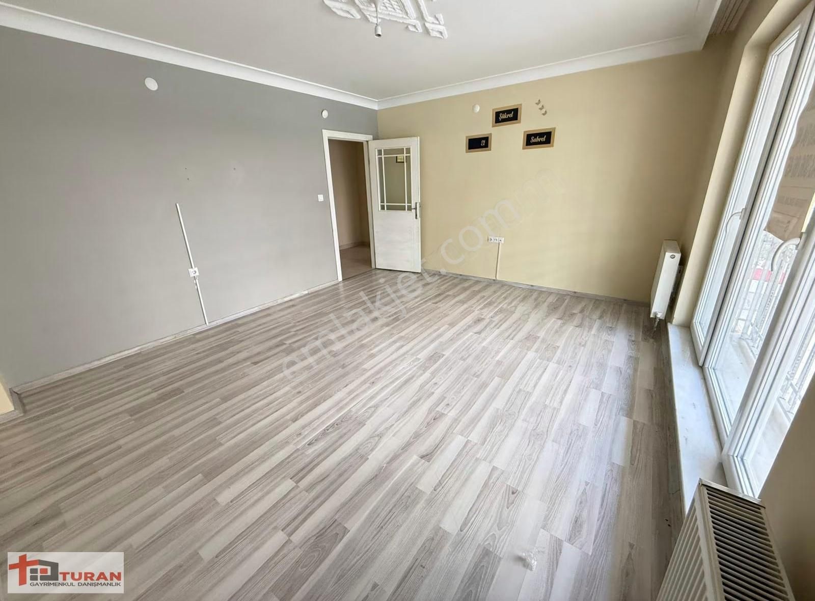 Özlem Caddesi Paraleli 3+1 Yüksek Giriş Çift Balkonlu Kiralık** - Görsel 23