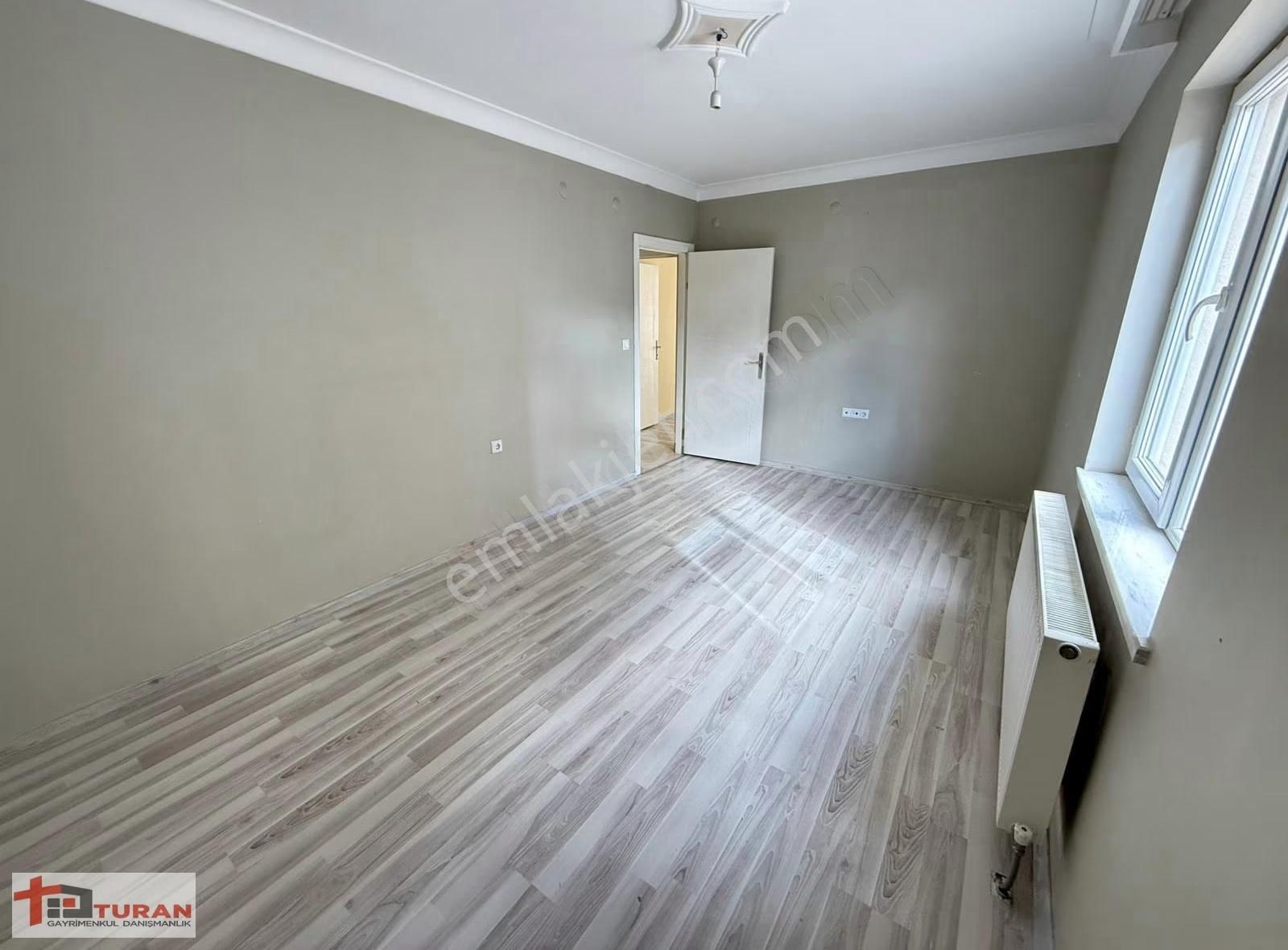 Özlem Caddesi Paraleli 3+1 Yüksek Giriş Çift Balkonlu Kiralık** - Görsel 19