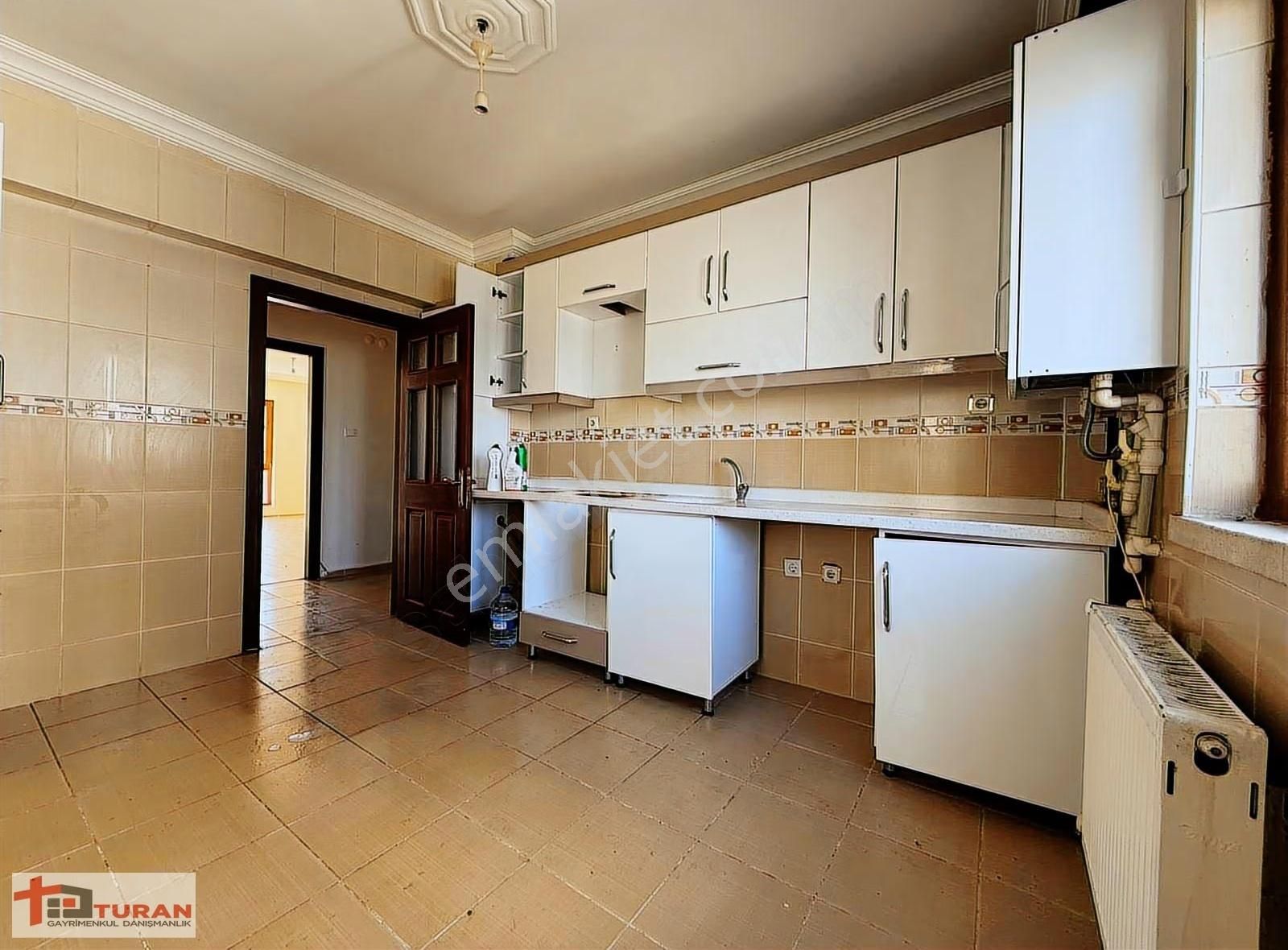 Selim Caddesi Üzeri Güney Cephe Arakat 3+1 Site Dairesi*** - Görsel 2