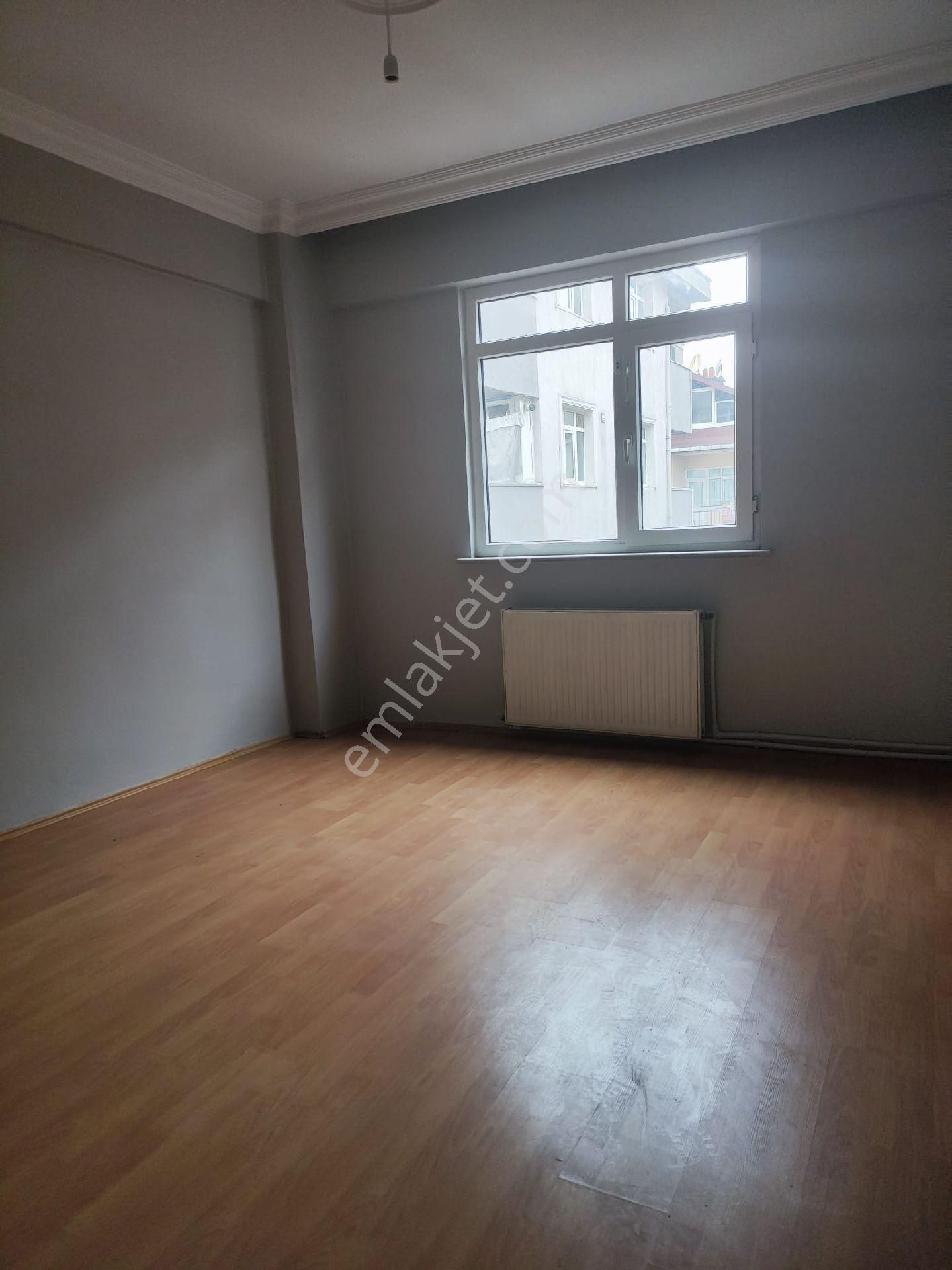 Ümraniye Altınşehir Mahallesi Metro Yürüme Mesafesi Temiz Daire 3.kat 2+1 120 Metre Kiralık Daire - Görsel 2