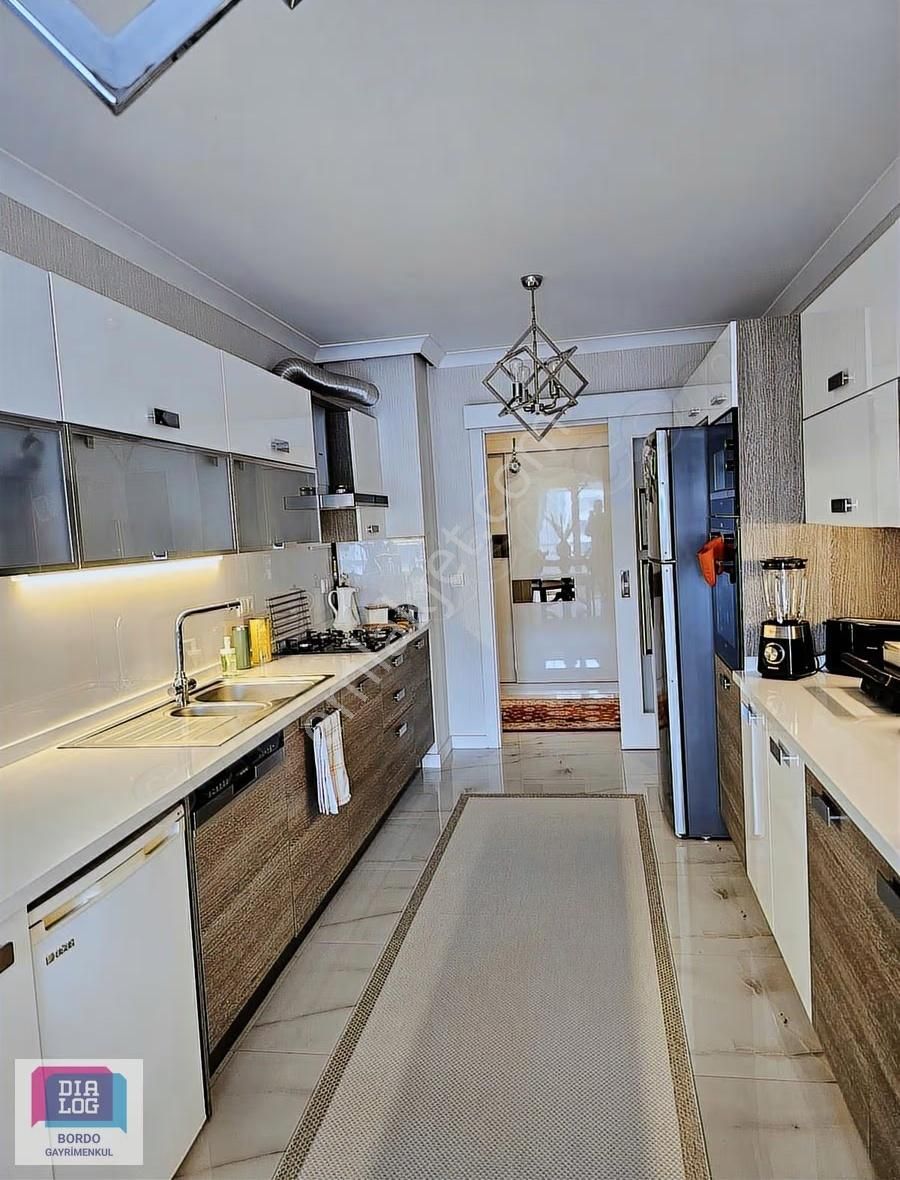 Bahçen E.şehirde Full Yapılı 4+1 180 M2 Satılık Daire - Görsel 18