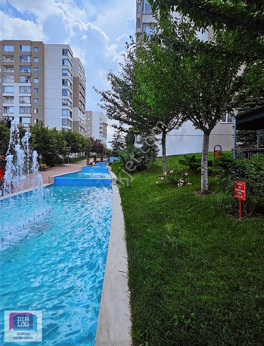 Bahçen E.şehirde Full Yapılı 4+1 180 M2 Satılık Daire