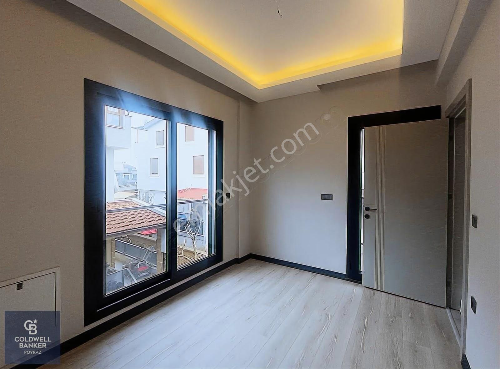 Menderes Coldwell Banker Poyraz'dan 5+1 Sıfır Villa - Görsel 18