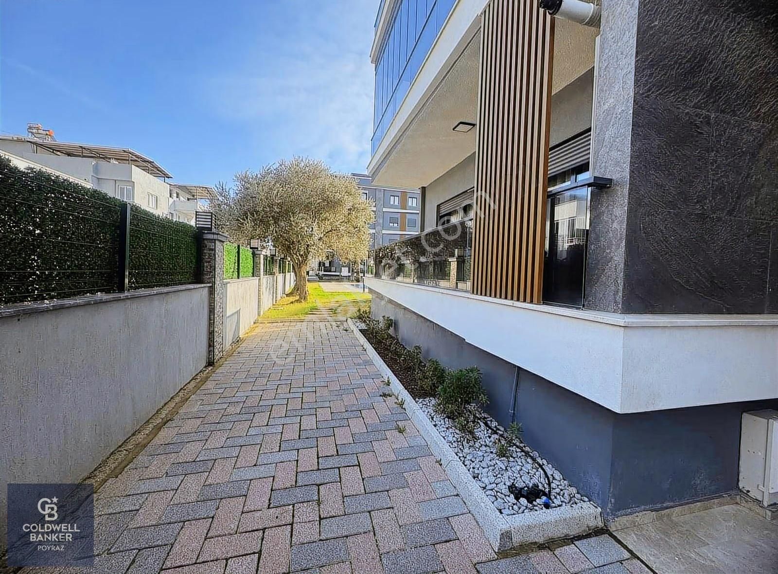 Menderes Coldwell Banker Poyraz'dan Havuzlu Site İçi 3+1 - Görsel 19