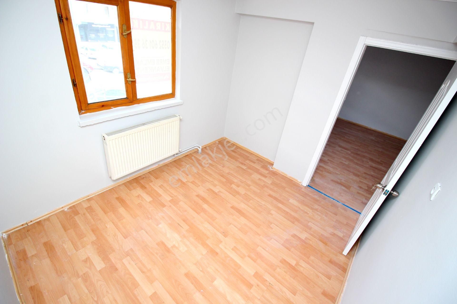 Emre Emlaktan Elvankent'te Ön Cephe Köşe Bina Çarşı İçi 2+1 Kiralık Daire - Görsel 12