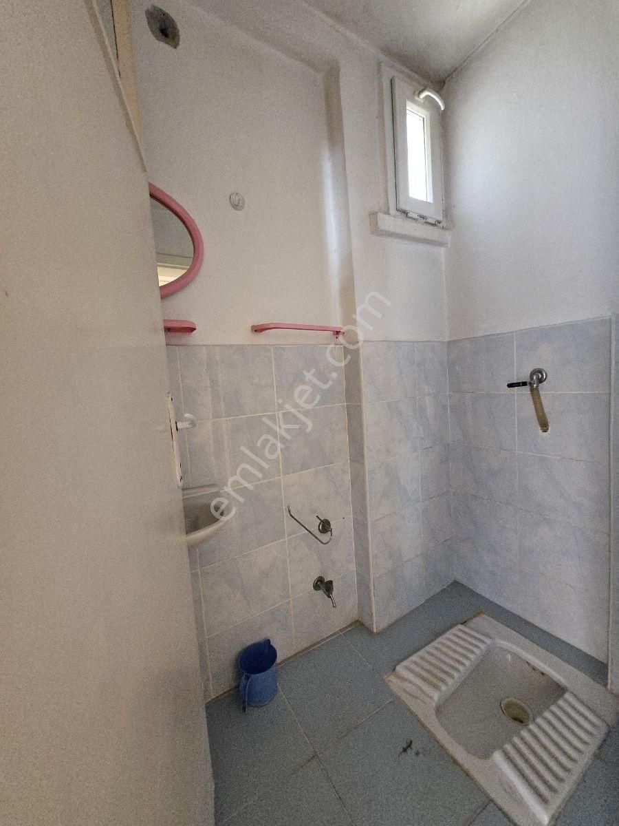 Yenibatı Mah. Ara Kat Asansörlü İçi Boş Satılık 3+1 Site Dairesi - Görsel 8