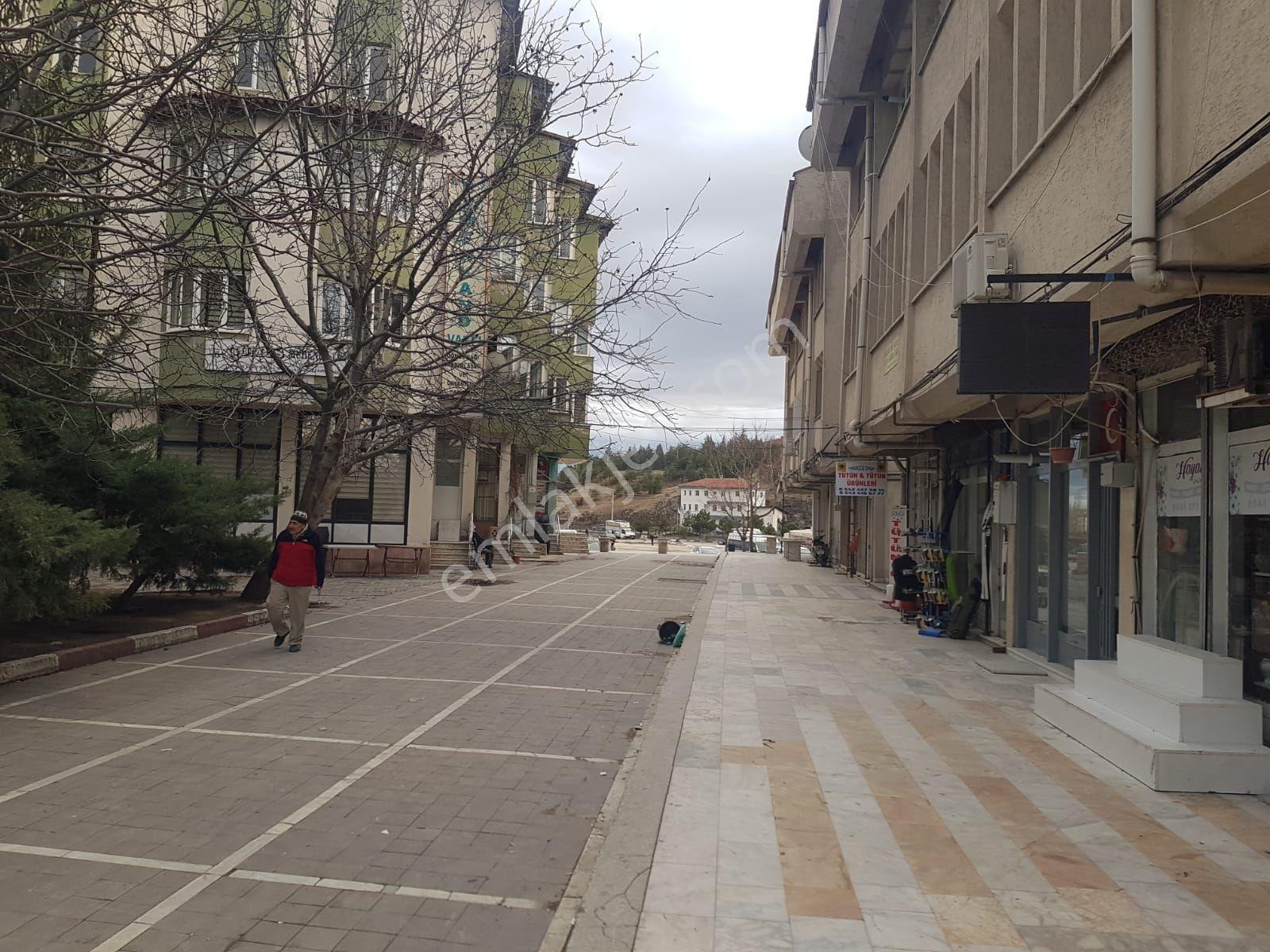 Söğüt Emlak'tan Cumhuriyet Meydanı Satılık Büro/lar - Görsel 3
