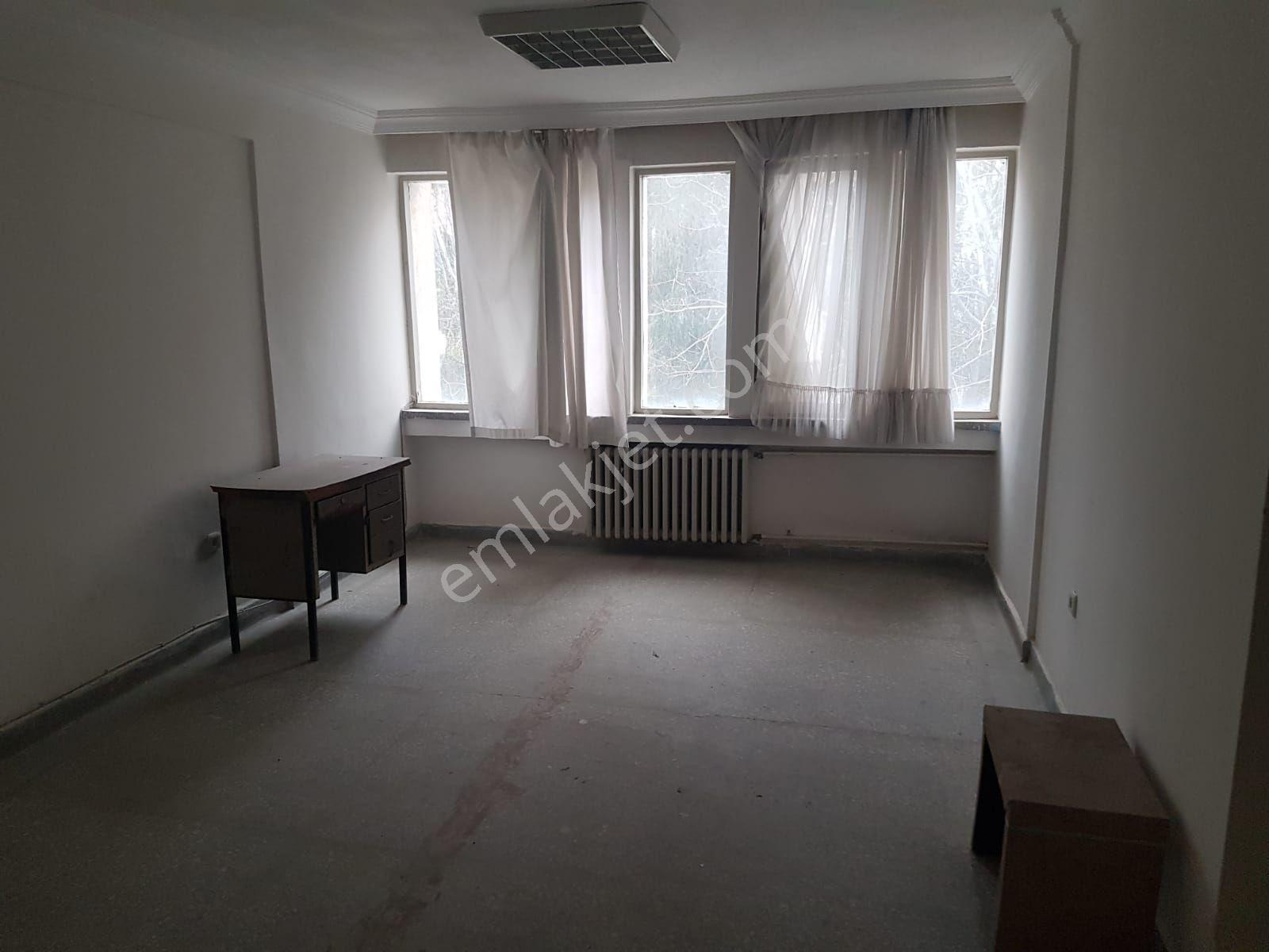 Söğüt Emlak'tan Cumhuriyet Meydanı Satılık Büro/lar - Görsel 13