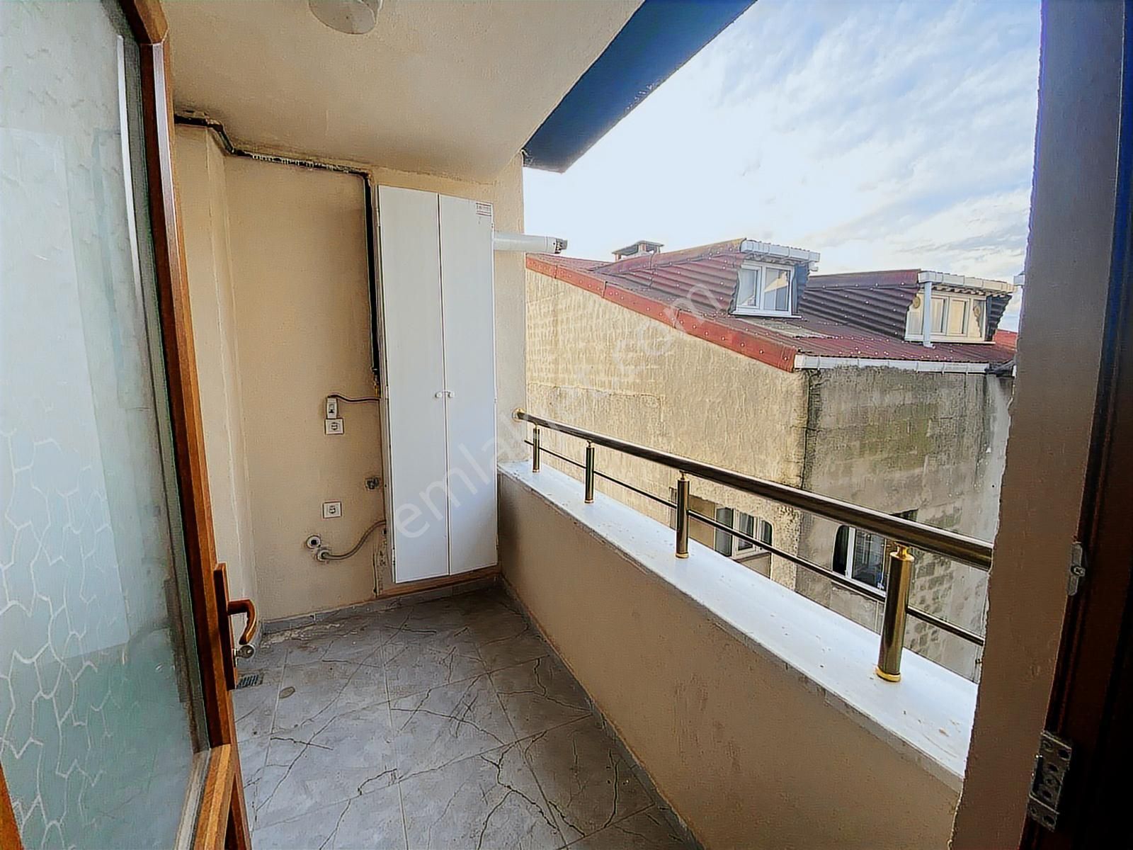 Mavigöl Mh Kiralık 2+1 3 Kat 1 Yıllık Daire - Görsel 5