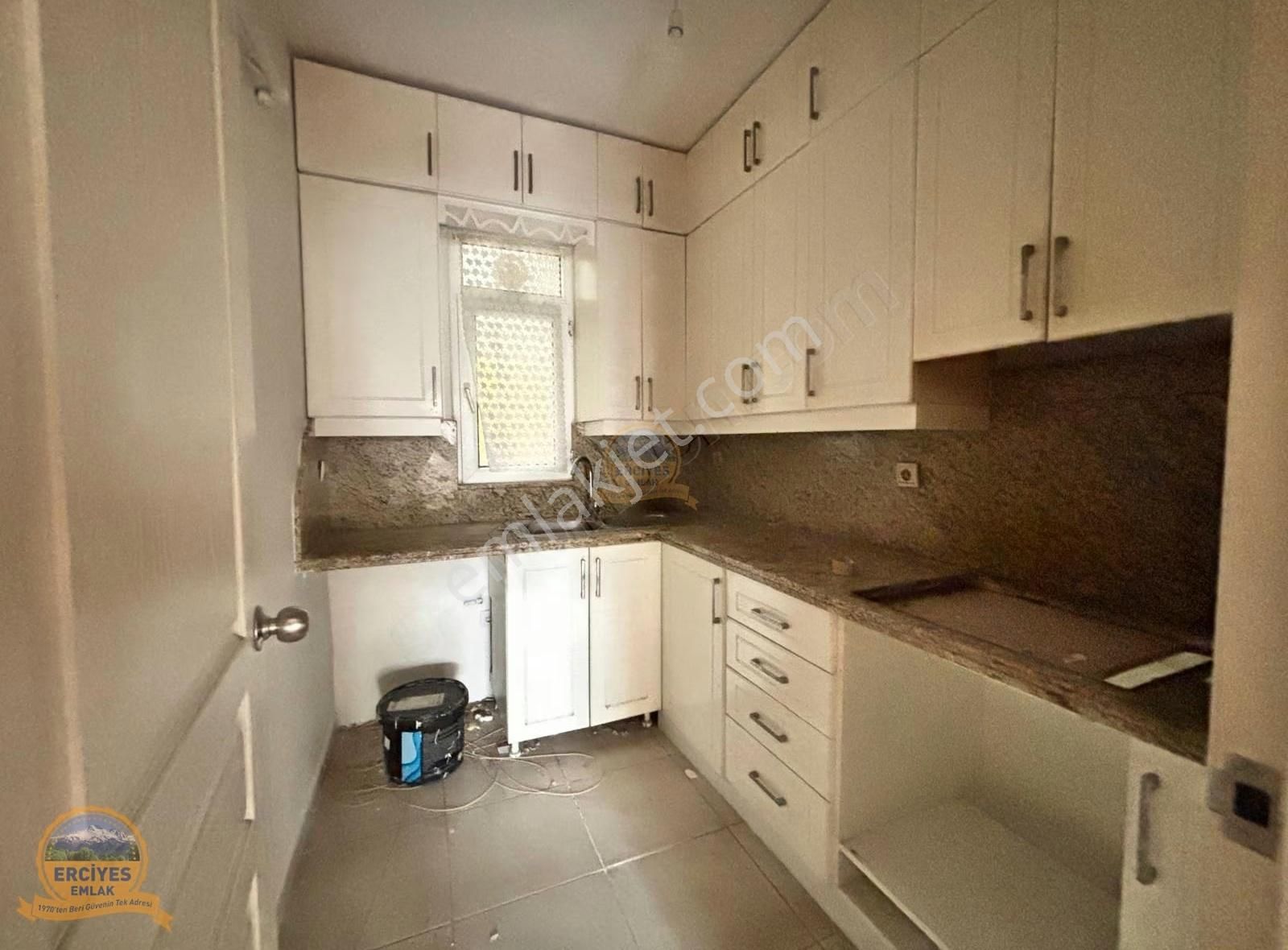 Erciyes'den Feneryolunda 3+1 Balkonlu, Kombili 125 M² Satılık - Görsel 17