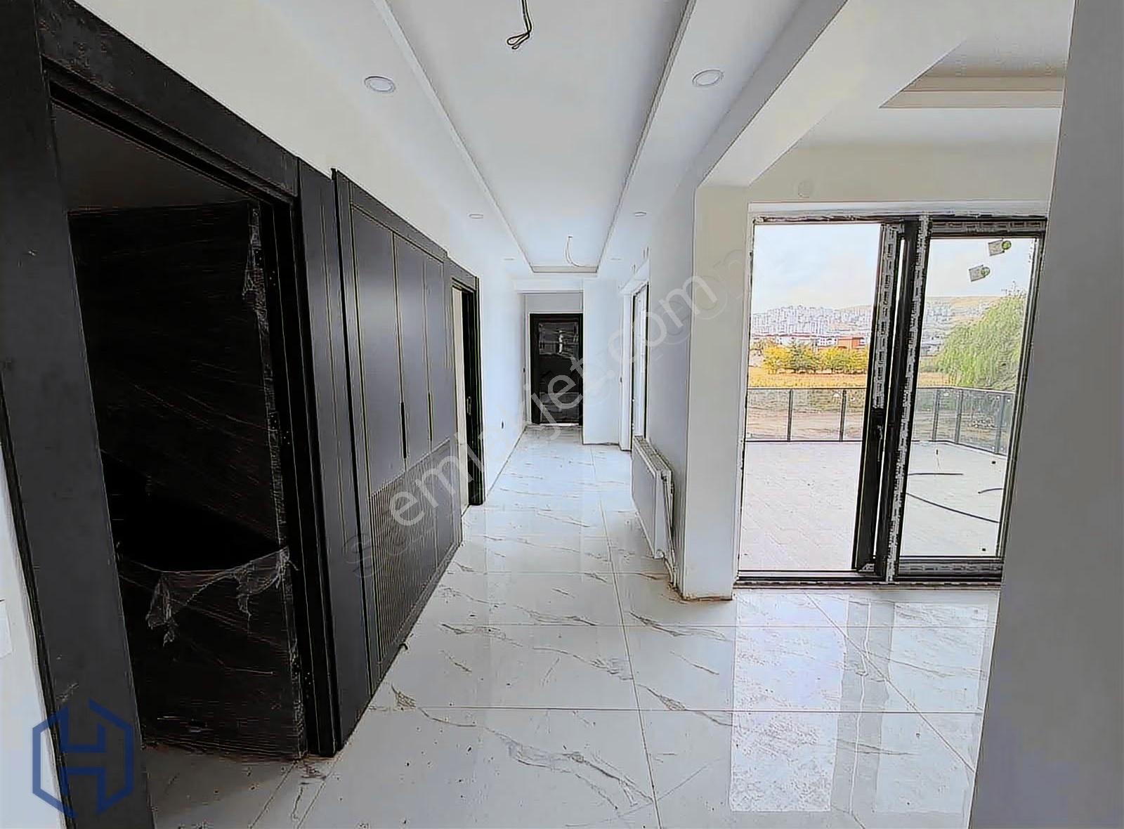 Harbert| Ataşehir'de Ultra Lüks Havuzlu Müstakil Villa - Görsel 34