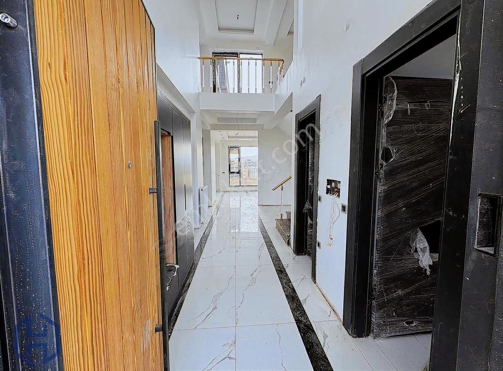 Harbert| Ataşehir'de Ultra Lüks Havuzlu Müstakil Villa - Görsel 24