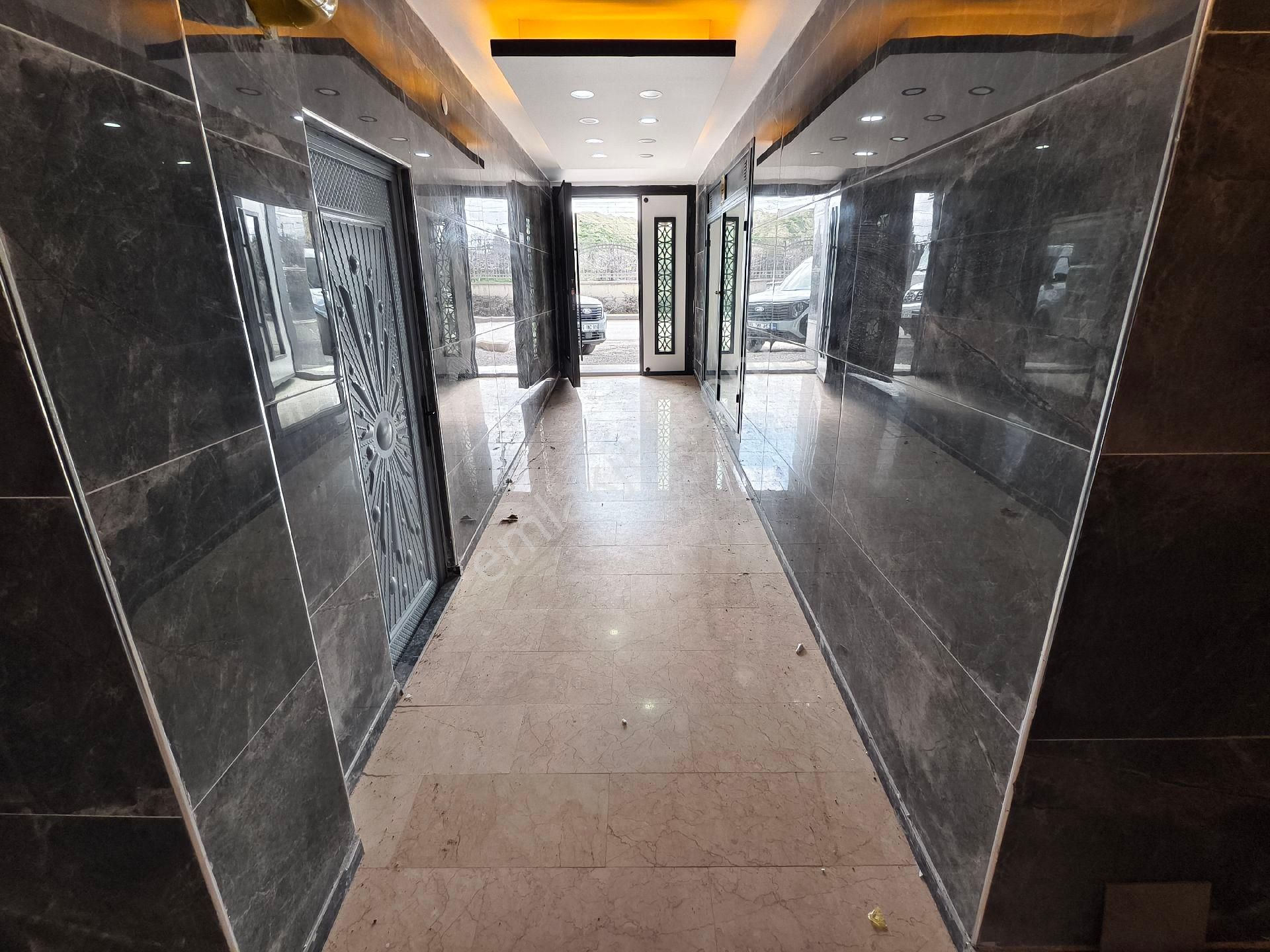 Pera'dan Şarhöyük Hatboyu 1+1 Yerden Isıtma Geniş Kiralık Daire - Görsel 3