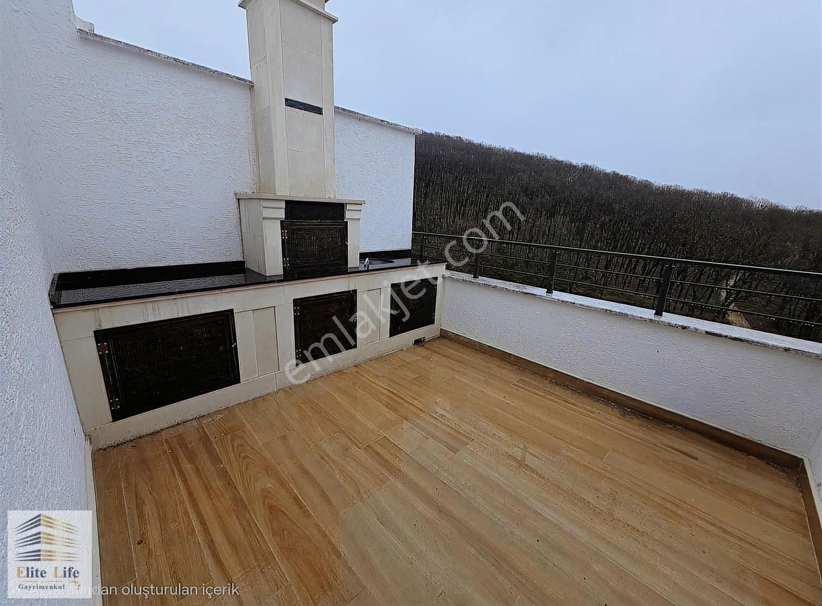 Çekmeköy De 220 M2 Ormana Cephe Ultra Lüx 4+2 Dubleks Daire