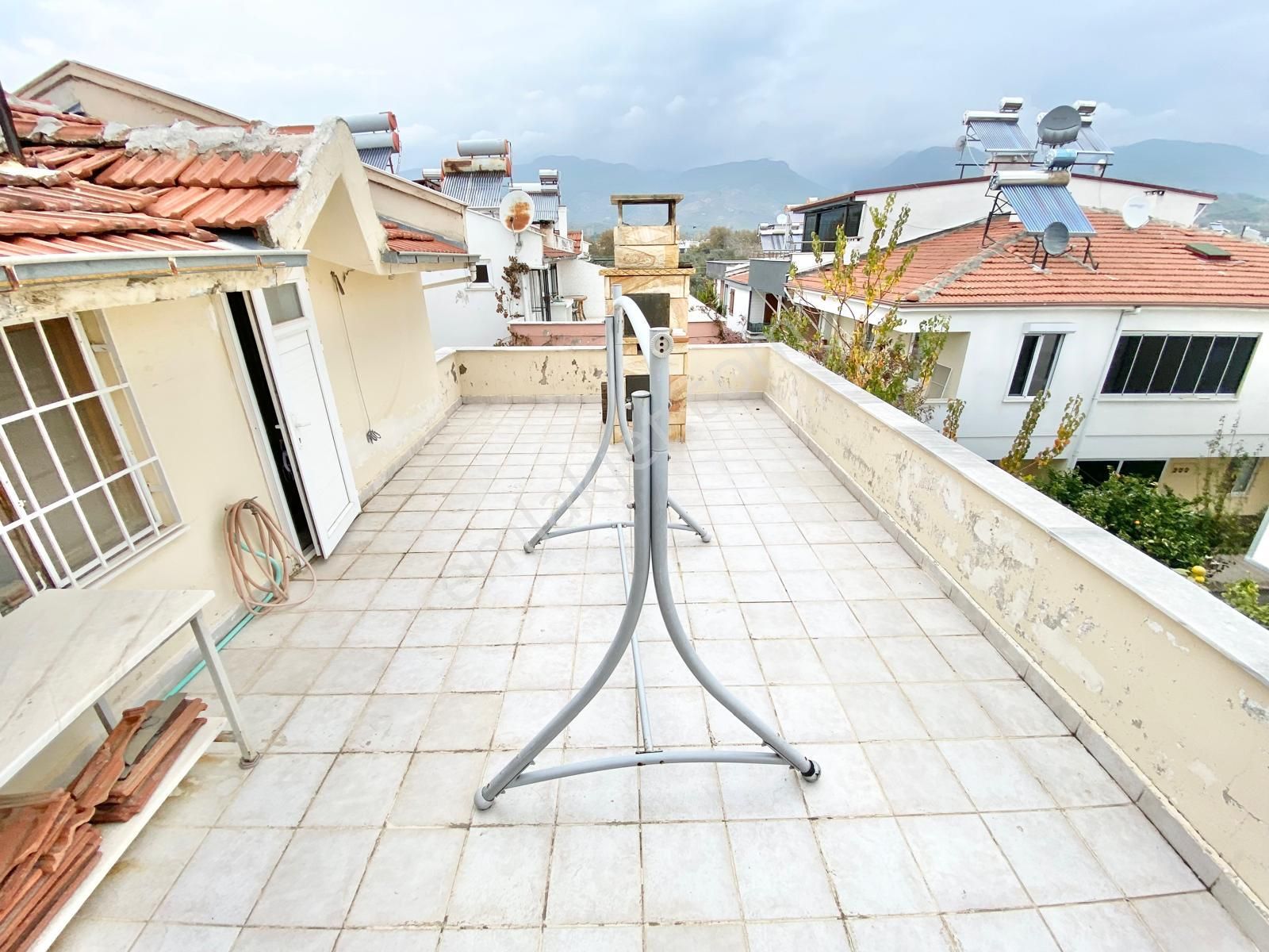 Yükselden Güre De Denize 500 Metre 3+1 Fırsat Villa - Görsel 27