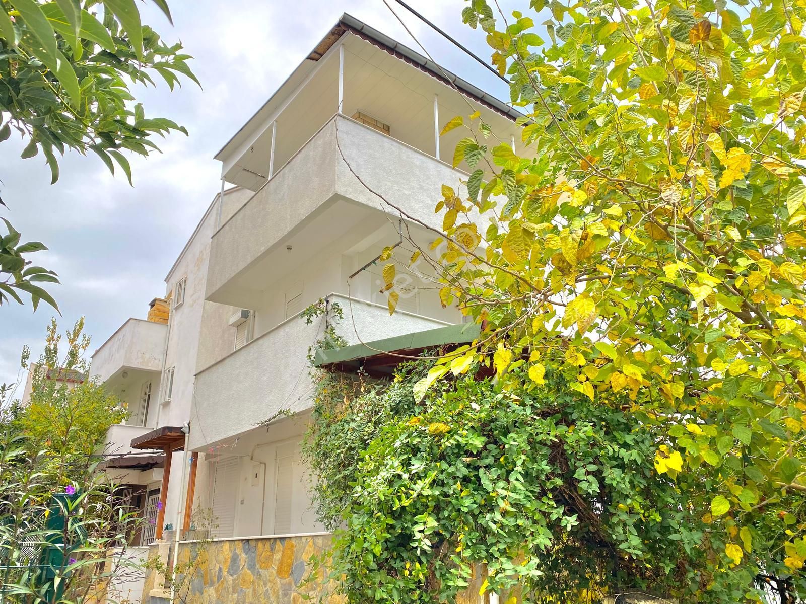 Yükselden Güre De Denize 500 Metre 3+1 Fırsat Villa - Görsel 15