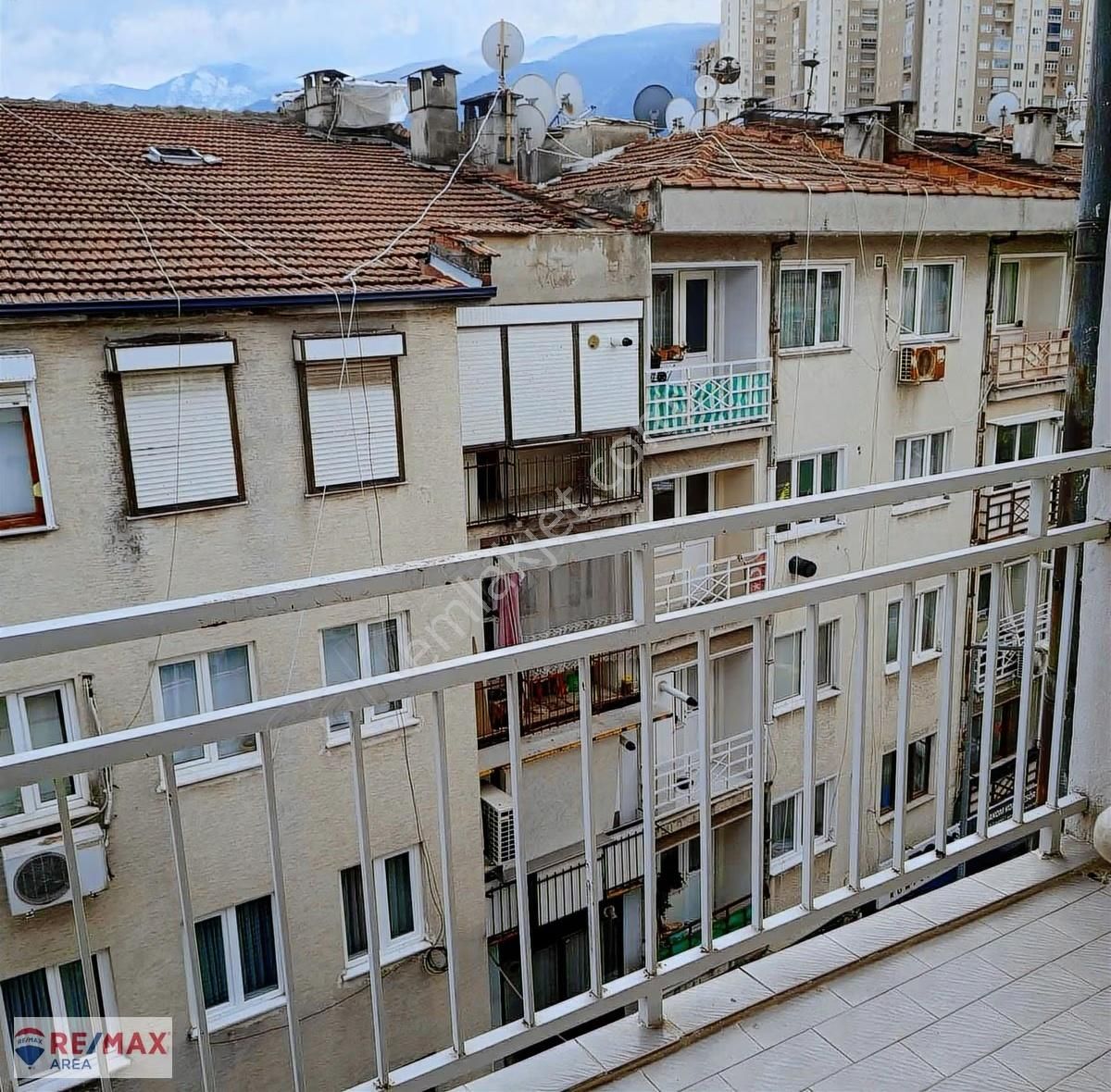 Remax Area'dan Şehir Merkezinde Satılık 2+1 Boş Daire - Görsel 15