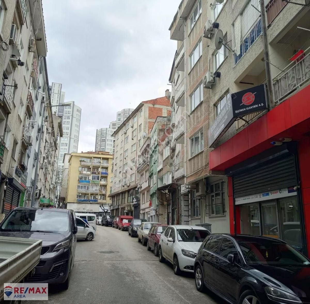 Remax Area'dan Şehir Merkezinde Satılık 2+1 Boş Daire - Görsel 4