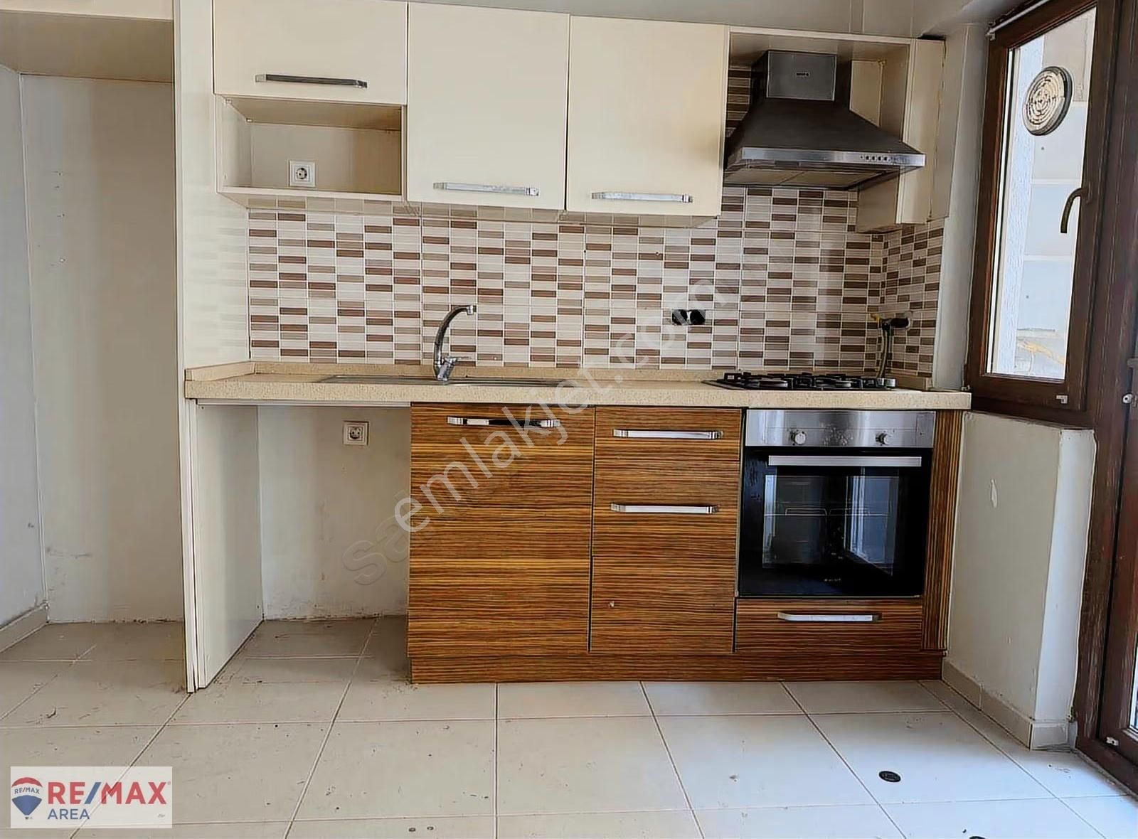 Remax Area Dan Hastane Yakını Kiralık Teraslı Dubleks 3+1 Daire - Görsel 6