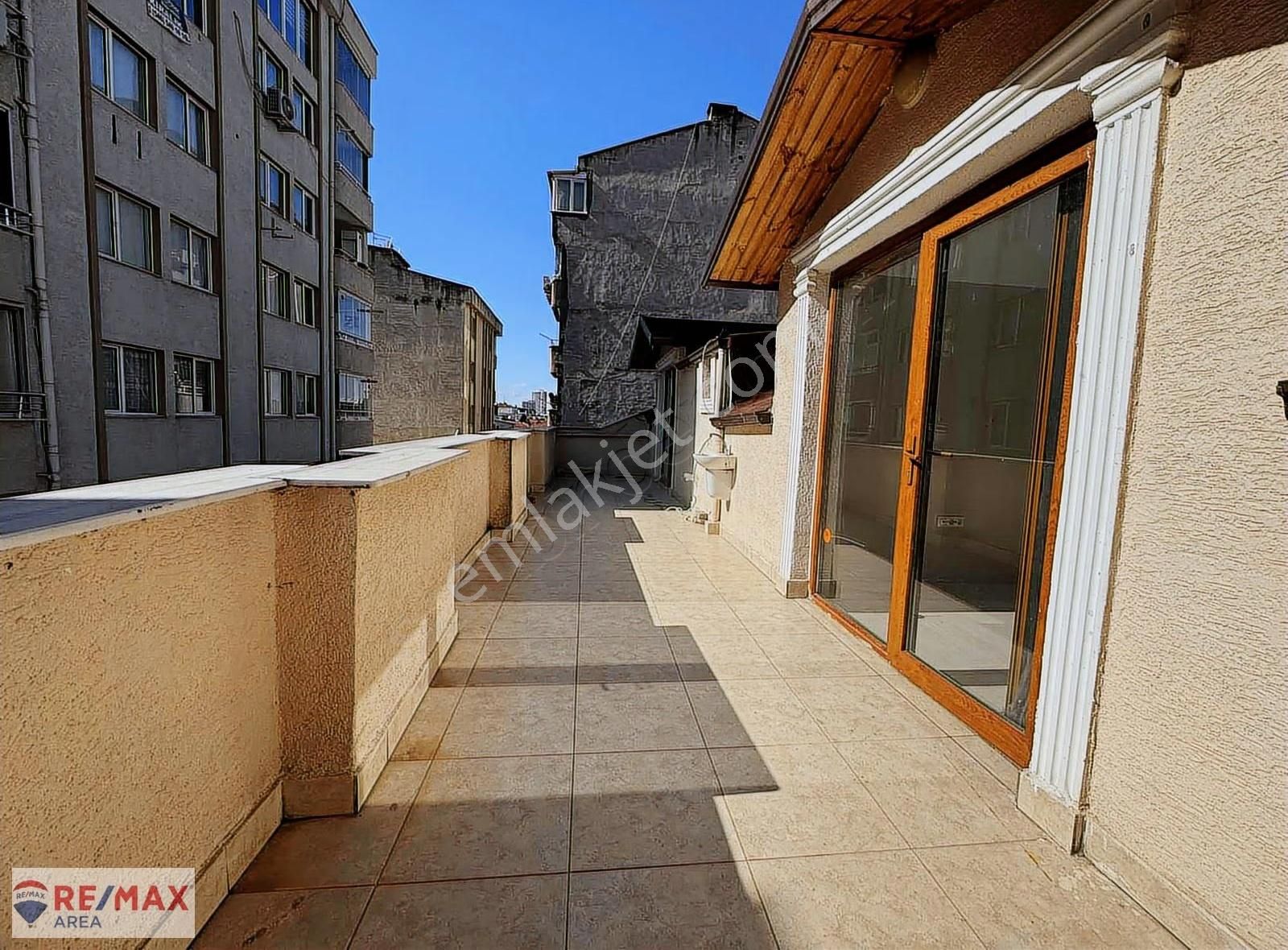 Remax Area Dan Hastane Yakını Kiralık Teraslı Dubleks 3+1 Daire - Görsel 10