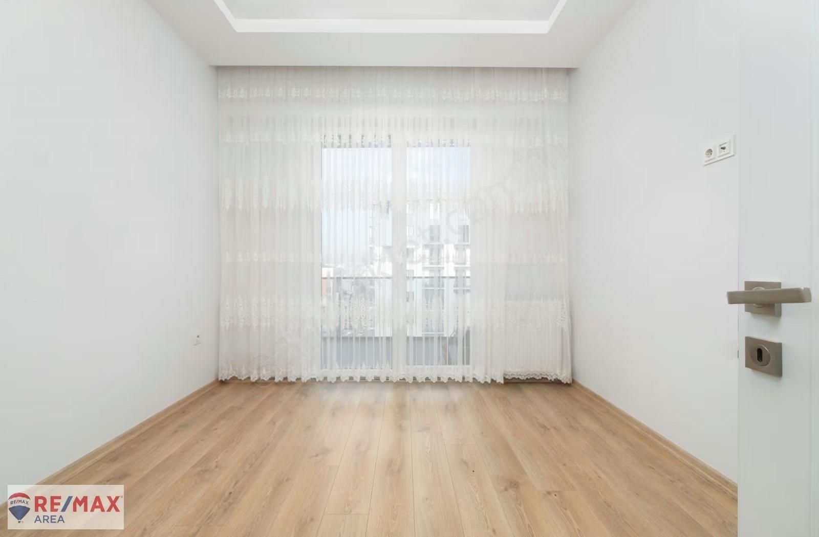 Remax Area Güvencesiyle Yüksek Şerefiyeli 3+1 Daire - Görsel 30