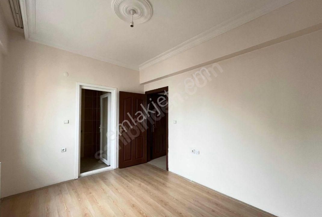 Sahibinden Kiralık Daire Jandarmaya Yürüme Mesafesindedır - Görsel 12
