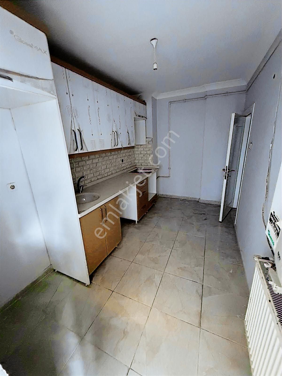 Sincan Ankara Cad.3+1 Ful Yapılı Arakat Merkezi Konum Kiralık - Görsel 10
