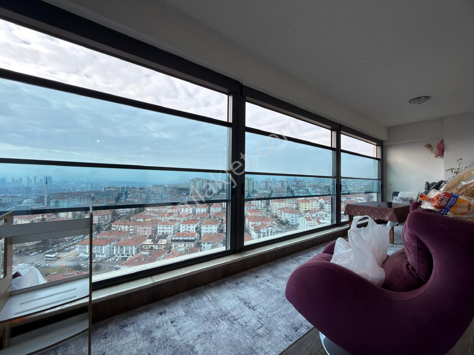 Kariyer'den Selçuklu Sitelerinde 3+1 24.kat Ultra Lüx Güney Ön Cephe Daire - Görsel 2