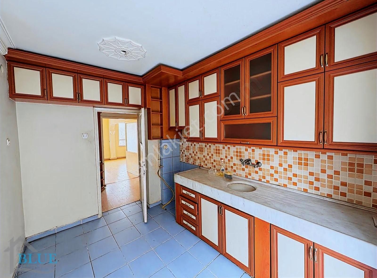 Blue Emlak'tan Fatih Mahallesi'nde 2+1 Kiralık Daire - Görsel 17