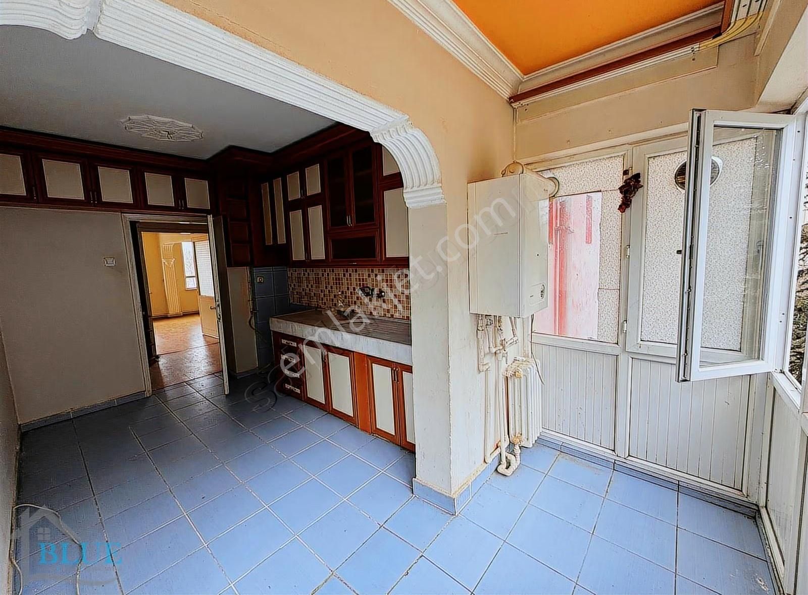 Blue Emlak'tan Fatih Mahallesi'nde 2+1 Kiralık Daire - Görsel 11