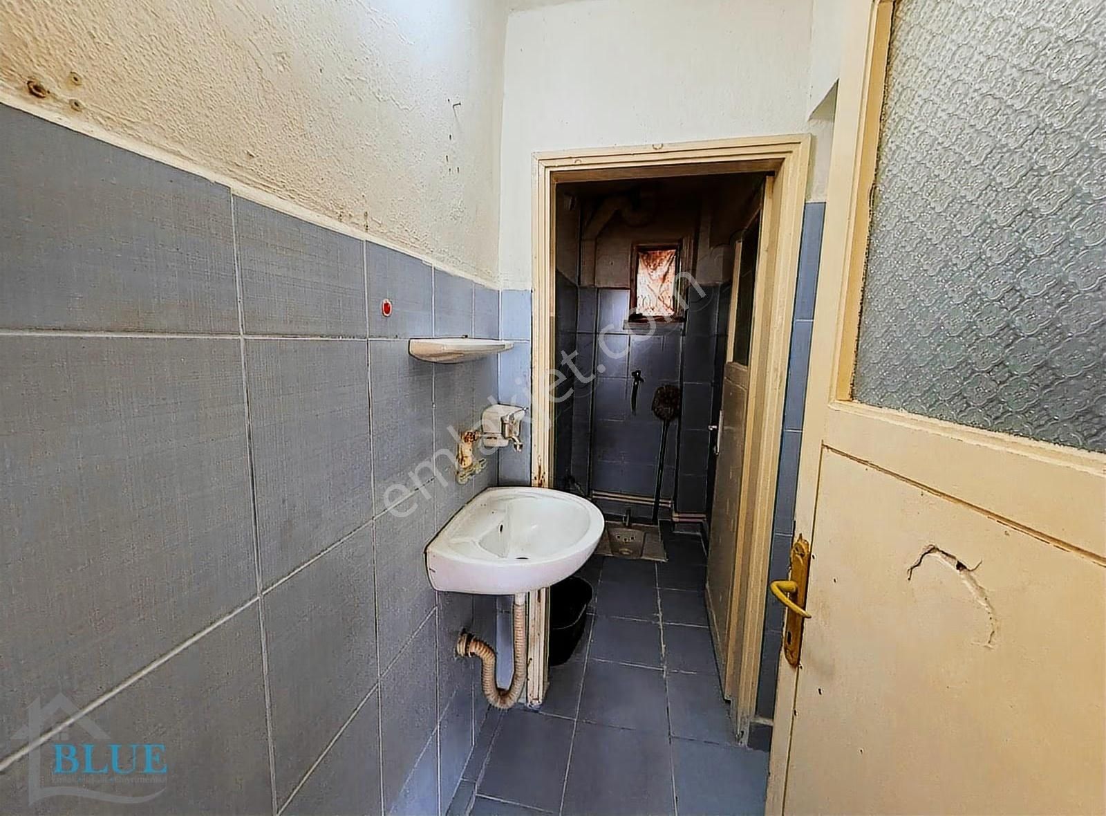 Blue Emlak'tan Fatih Mahallesi'nde 2+1 Kiralık Daire - Görsel 3