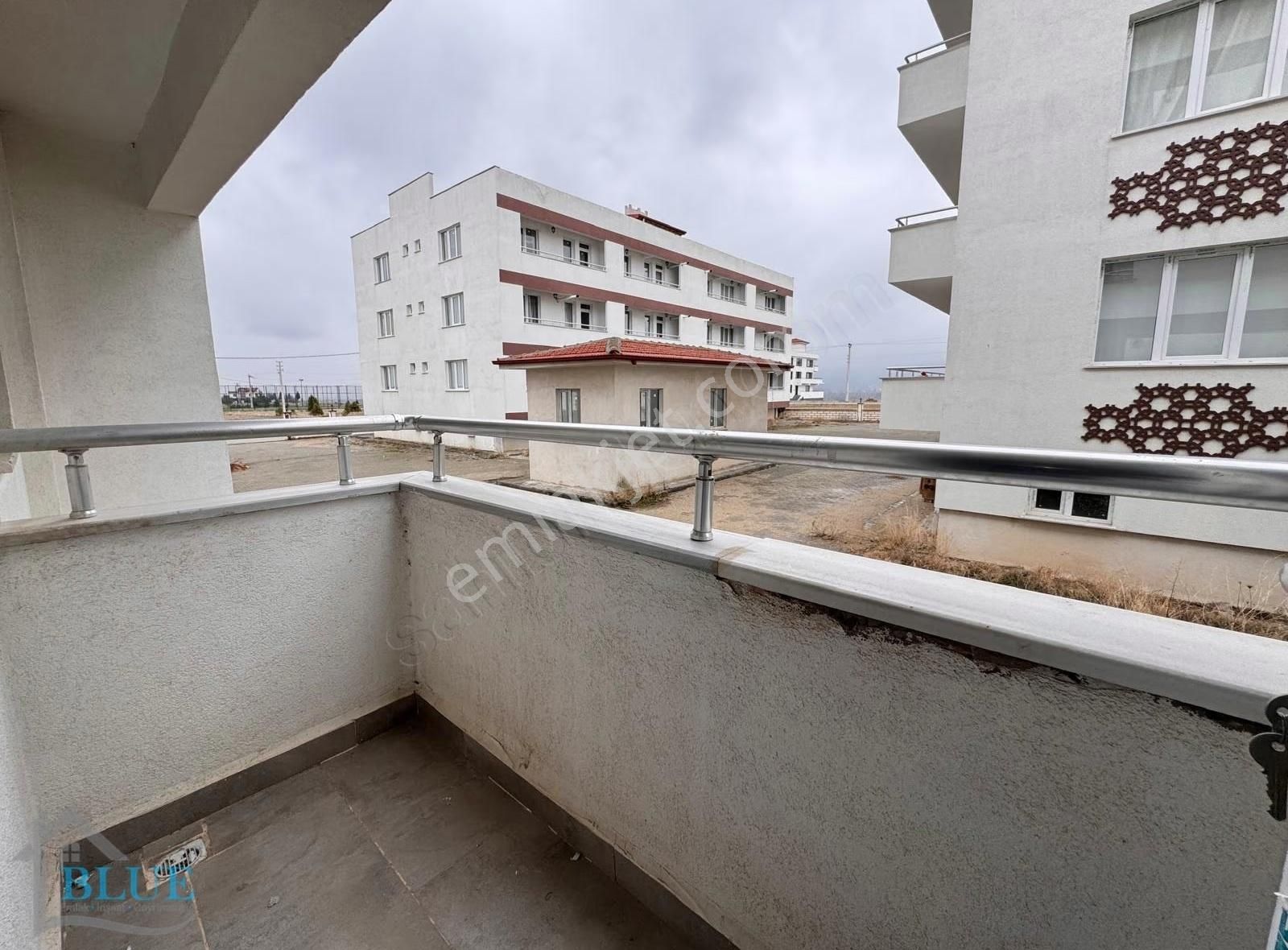 Blue Emlak'tan Kirazpınar'da 1+1 Temiz Eşyalı Kiralık Daire