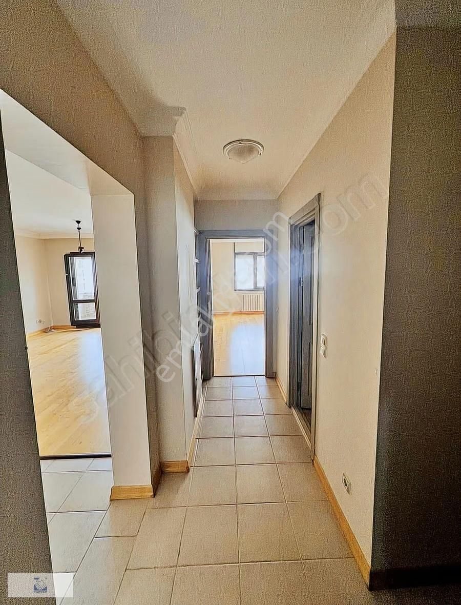 Bahçeşehir Düden 6'da Kapalı Balkonlu 1+1 Kiralık Daire - Görsel 3