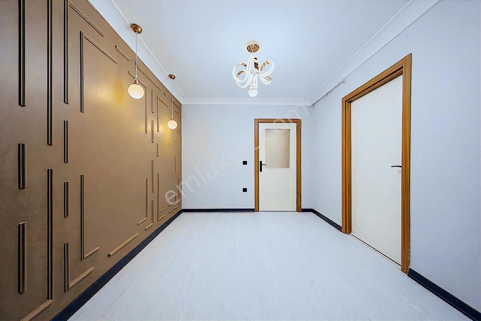 Haramidere Metrobüse Yakın Mesafe De Dekorlu 2+1 Acil Satılık - Görsel 7