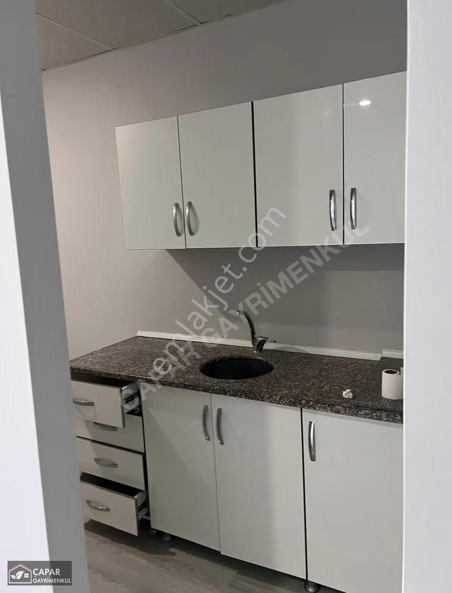 Çapardan Beylikdüzü Centroda Kullanışlı Kiralık Büro&ofis - Görsel 2