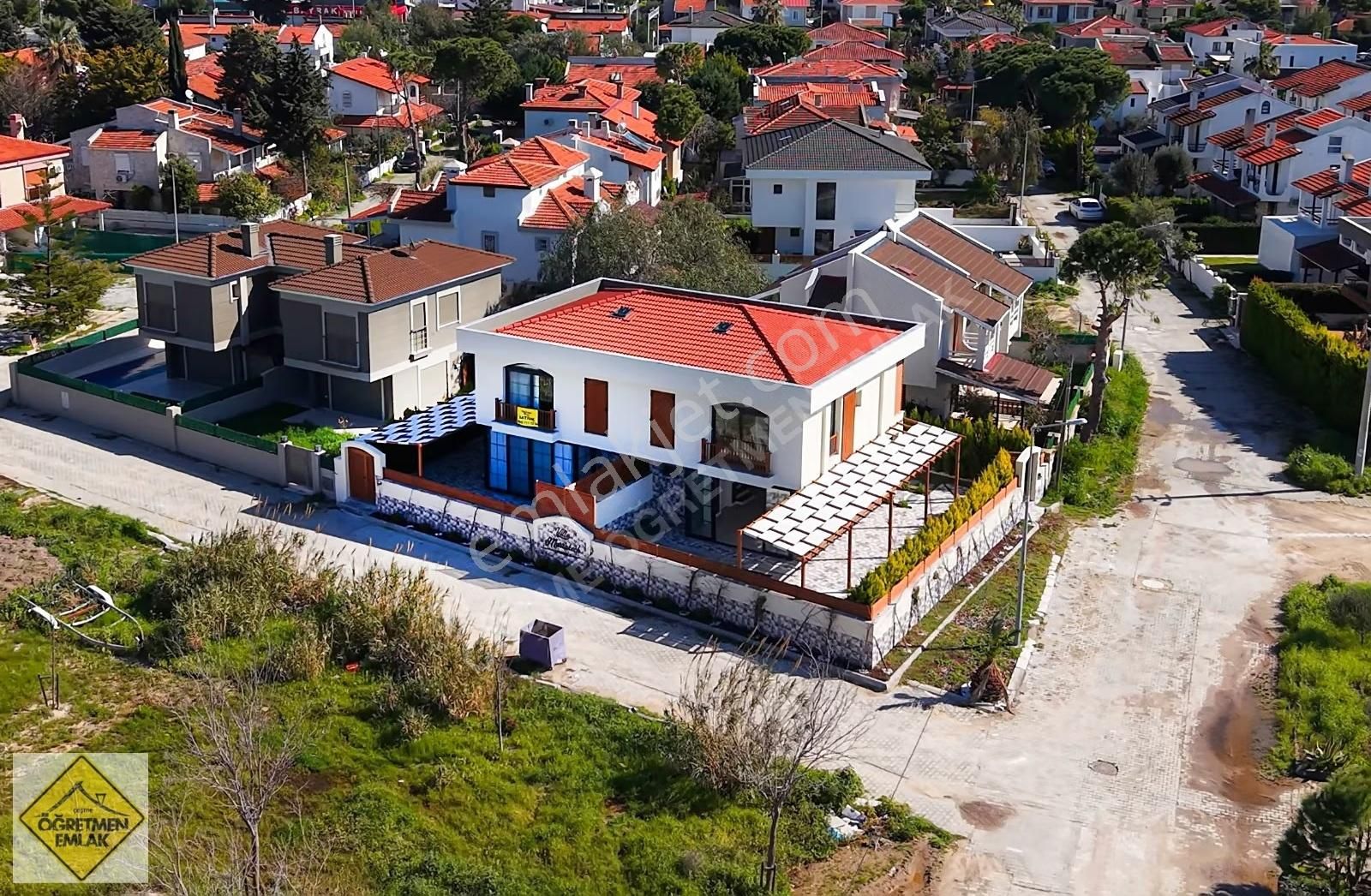 Çeşme Alaçatı'da Müstakil Havuzlu, 4+1 Lüks Villa - Görsel 6