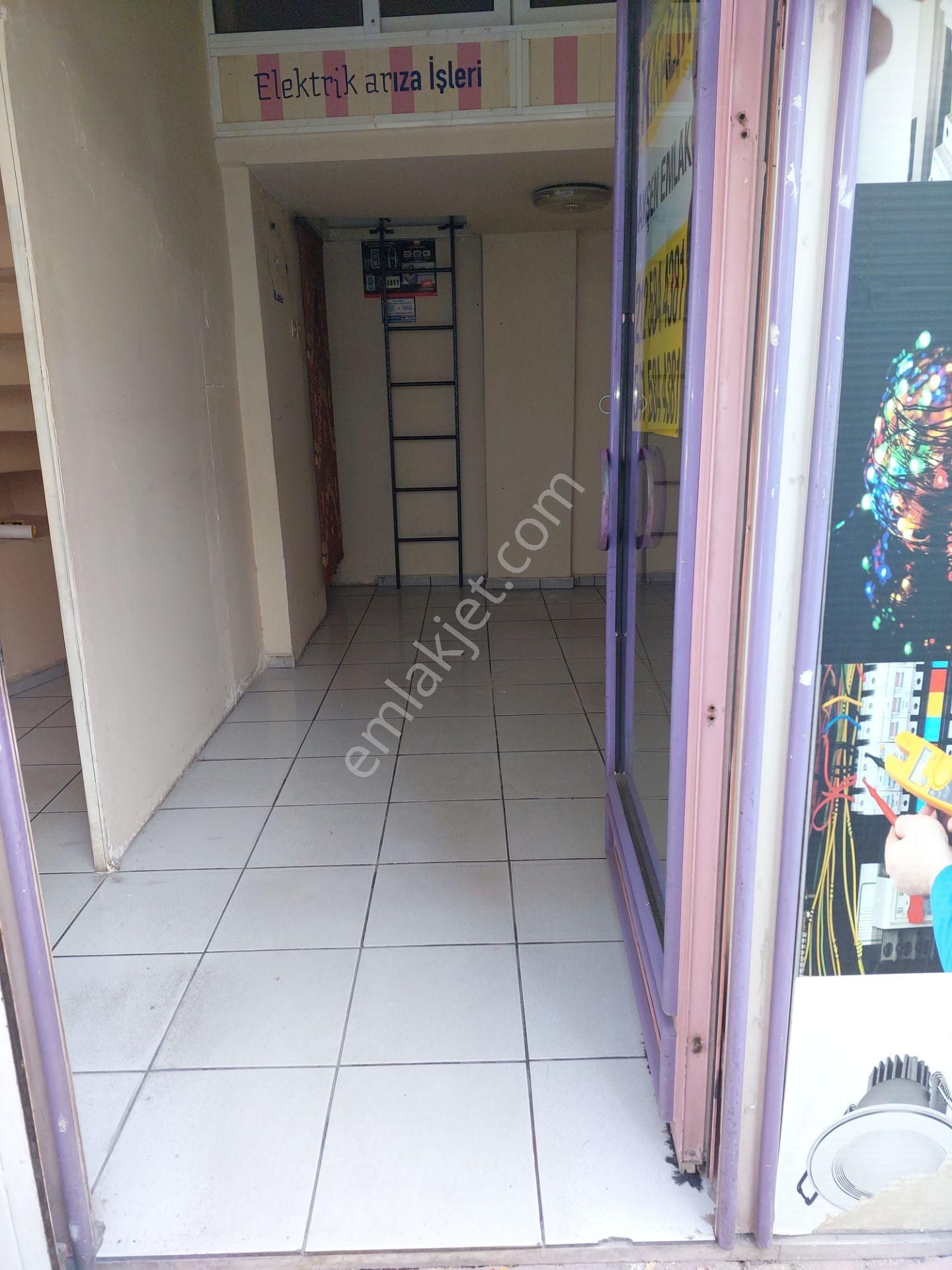 Akşenden Fatih Çapa Günaydın Sokakta 15m² Düz Giriş Satılık Dükkan - Görsel 8