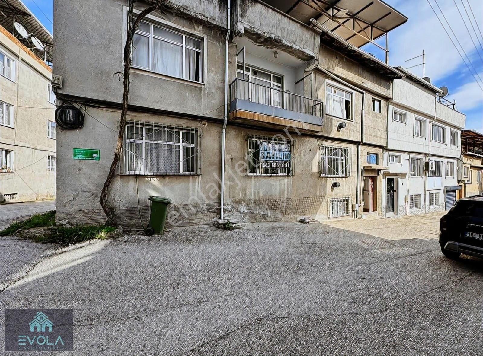 Evola Gayrimenkul'den Fsm'ye Yakın Konumda Satılık Mustakil Ev