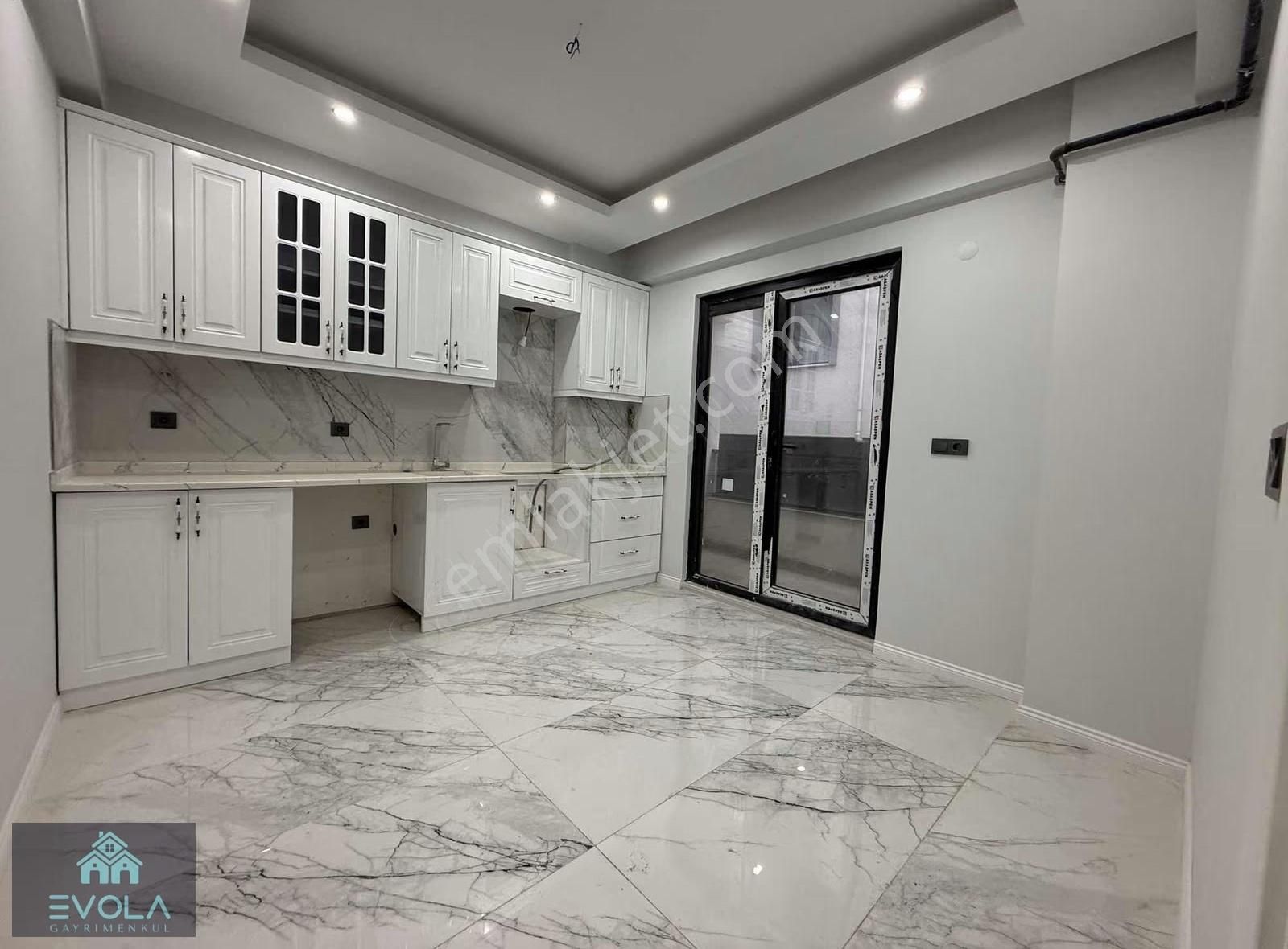 Yunuseli Kamelya Caddesine Cephe 2+1 Dublex - Görsel 18