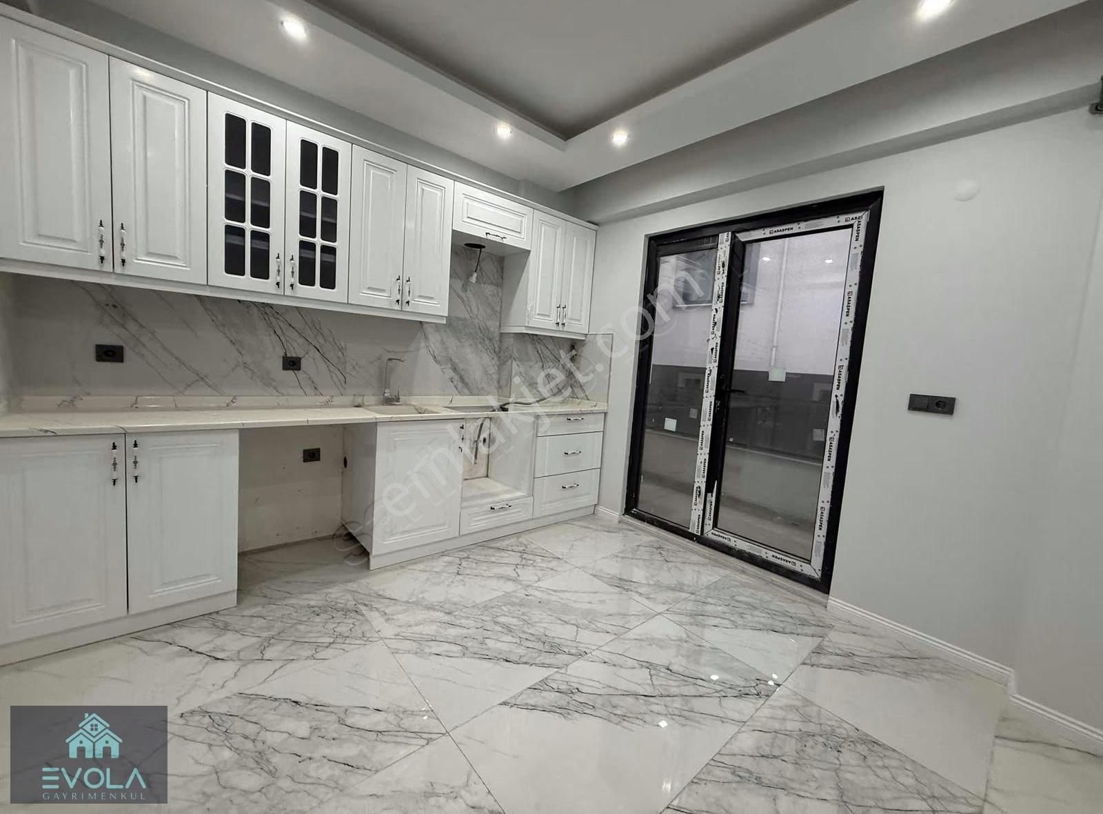 Yunuseli Kamelya Caddesine Cephe 2+1 Dublex - Görsel 22