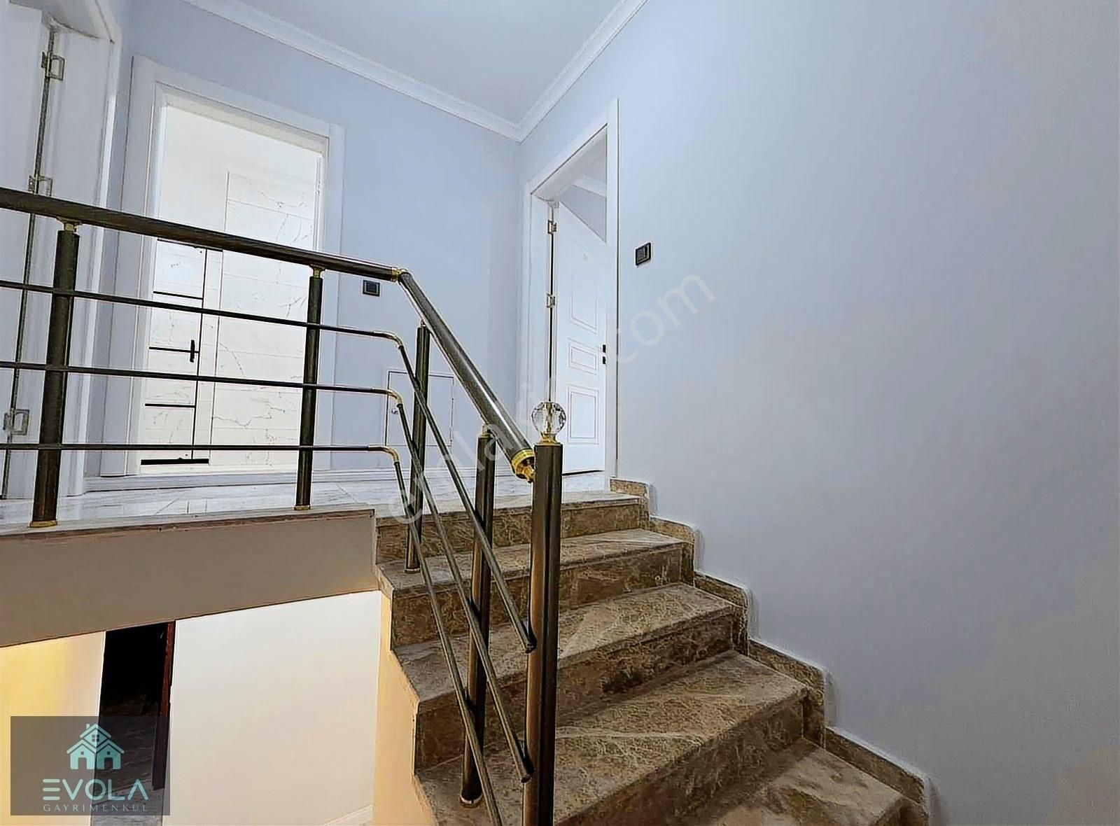 Yunuseli Kamelya Caddesine Cephe 2+1 Dublex - Görsel 24