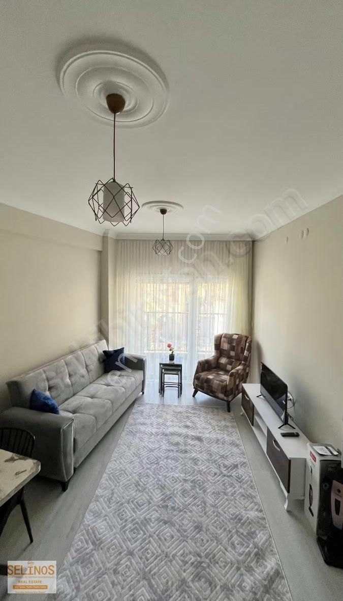 Bergama Merkezde Yeni Eşyalı Kiralık Daire