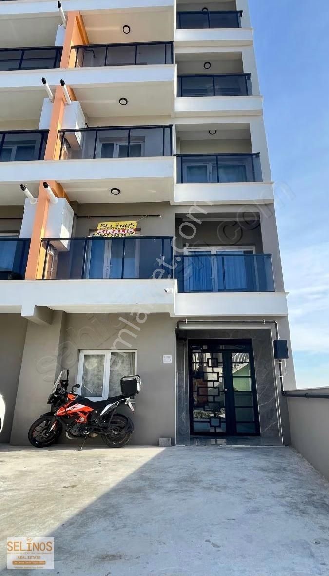 Bergama Merkezde Yeni Eşyalı Kiralık Daire - Görsel 5