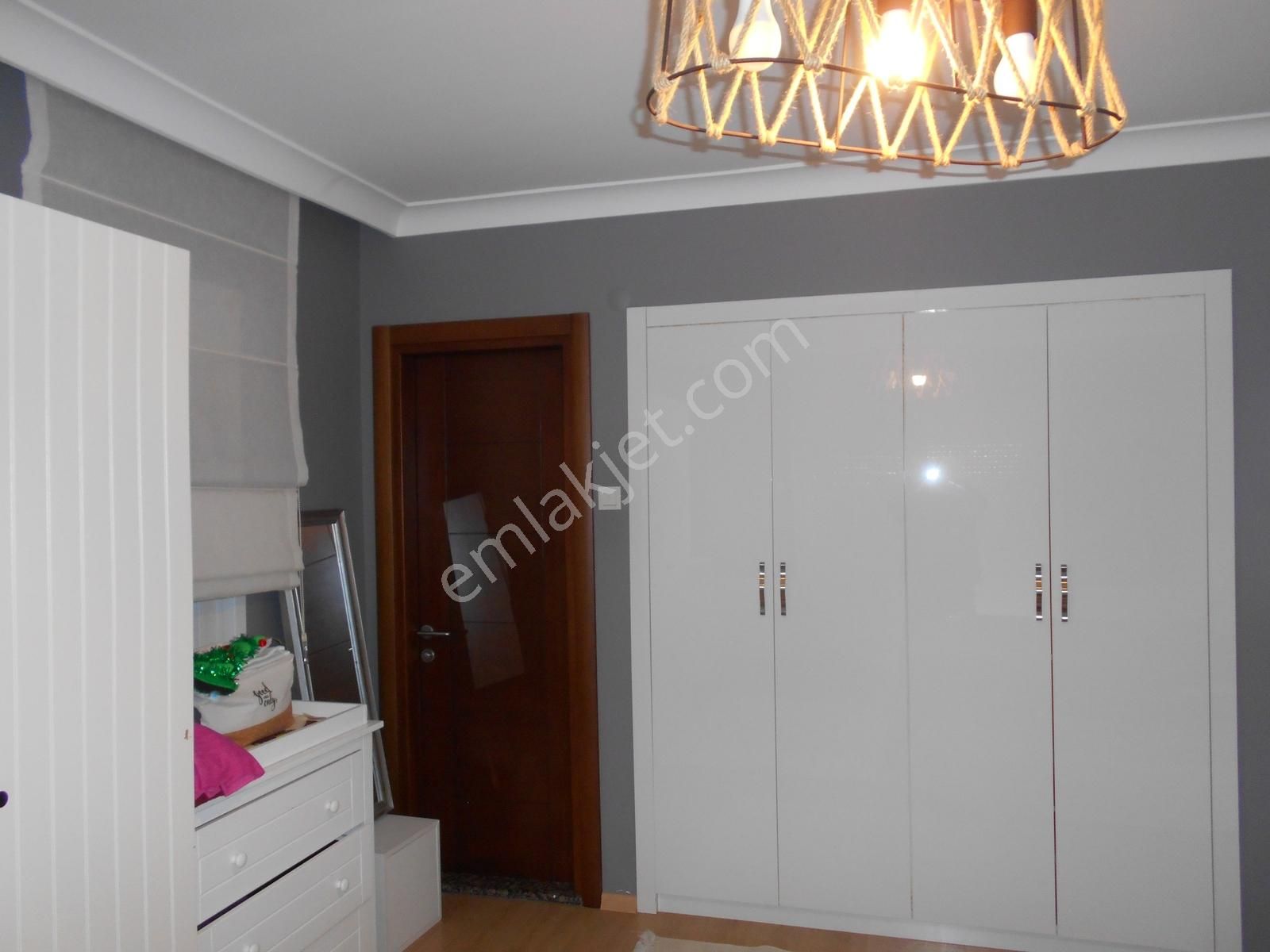 Olay'dan Göl Ve Deniz Manzaralı Site İçerisinde Dublex Villa - Görsel 19