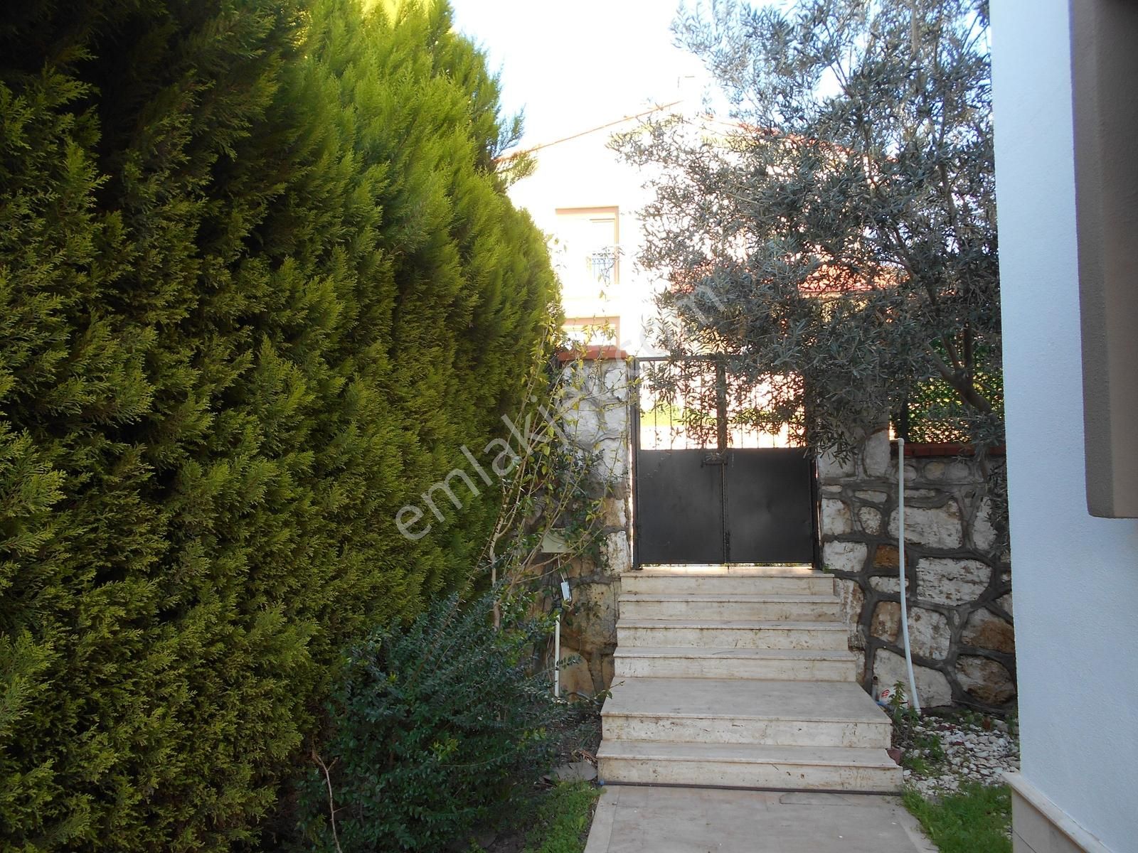 Olay'dan Göl Ve Deniz Manzaralı Site İçerisinde Dublex Villa - Görsel 12