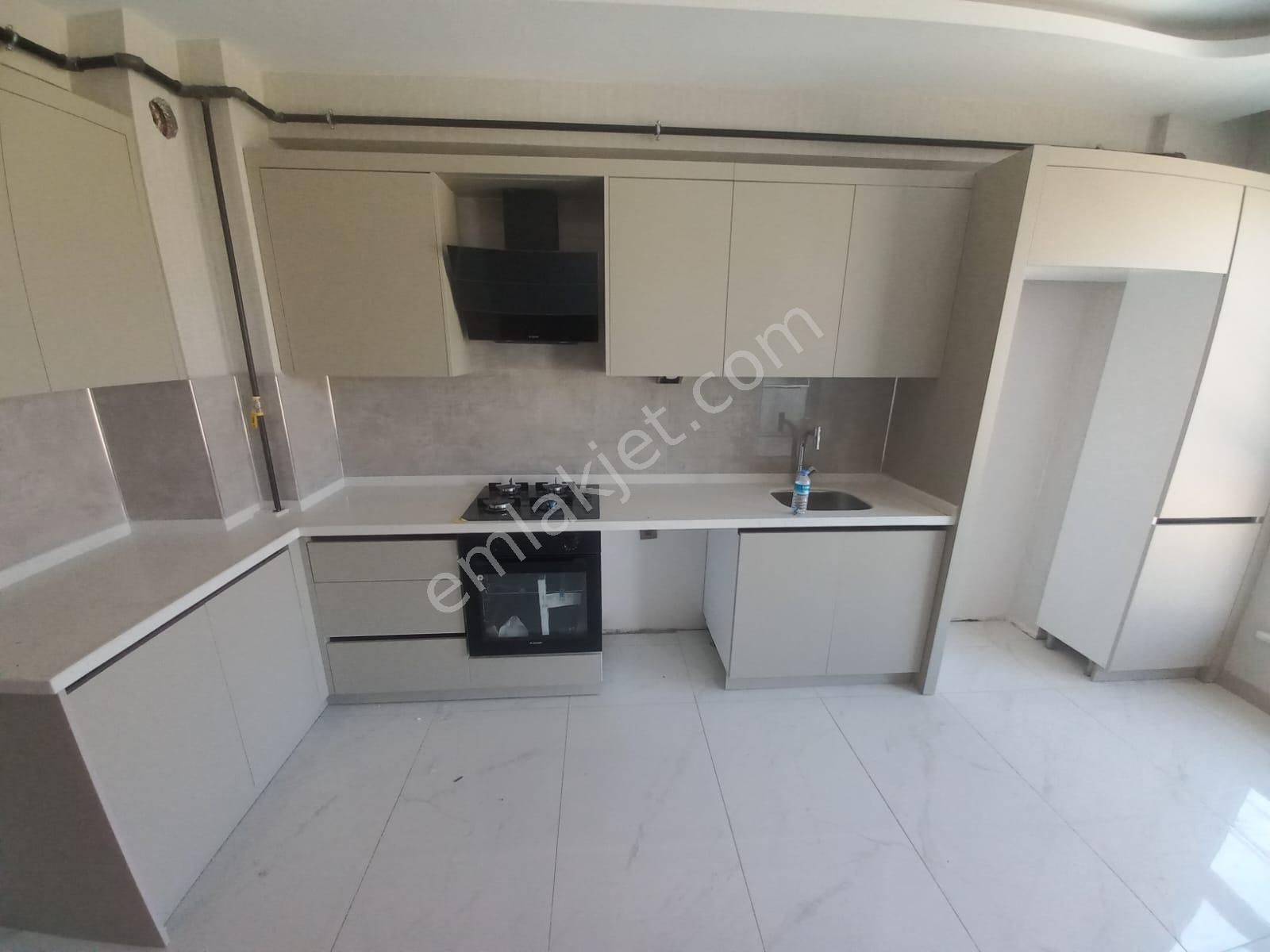 Emrah Çiftci'den Selçuklu Parsana Mah.stadyum Civarı Satılık 3+1 Sıfır Lüks Daireler - Görsel 8